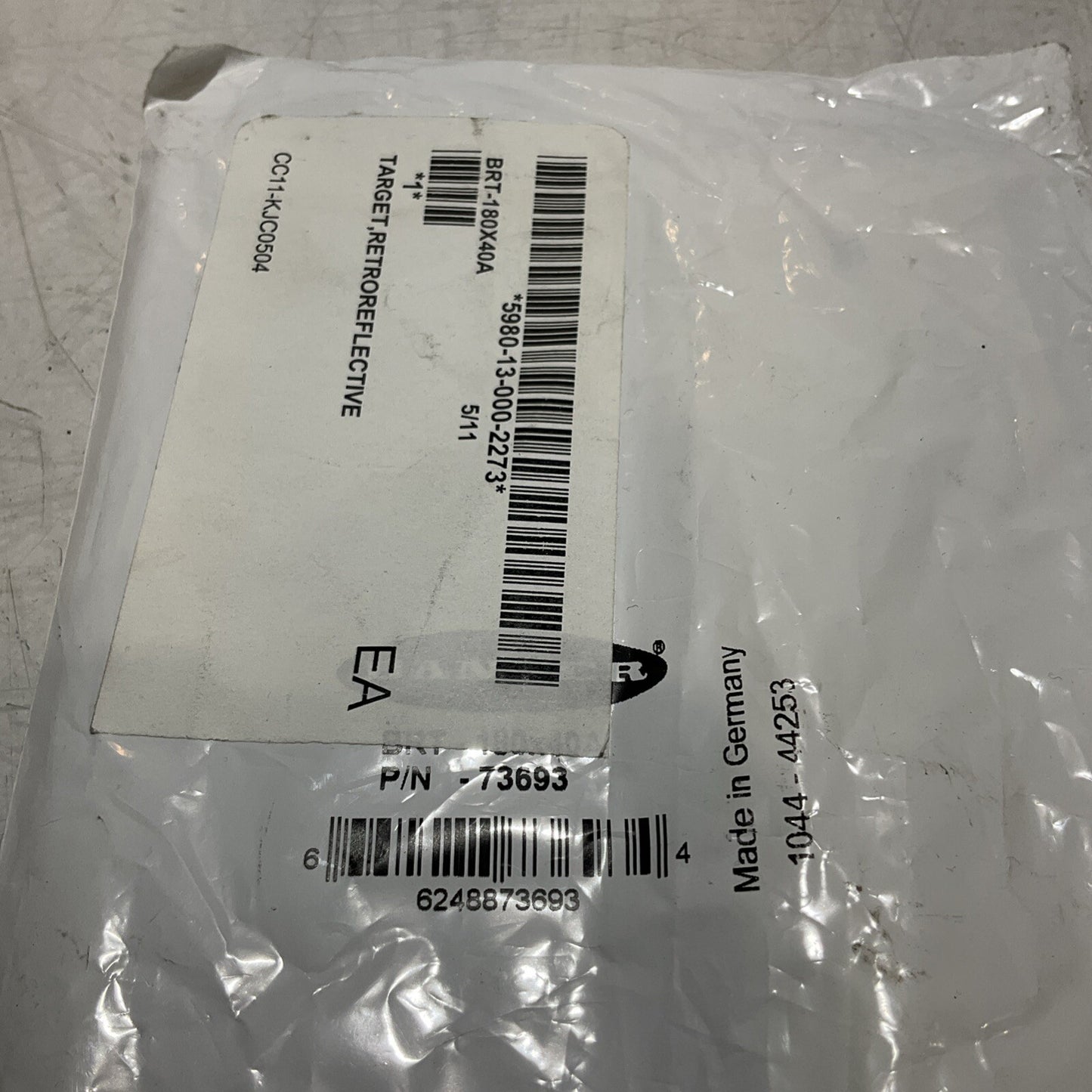 BANNER BRT-180X40A TARGET RETROREFLECTOR 180MMX40MM U3S
