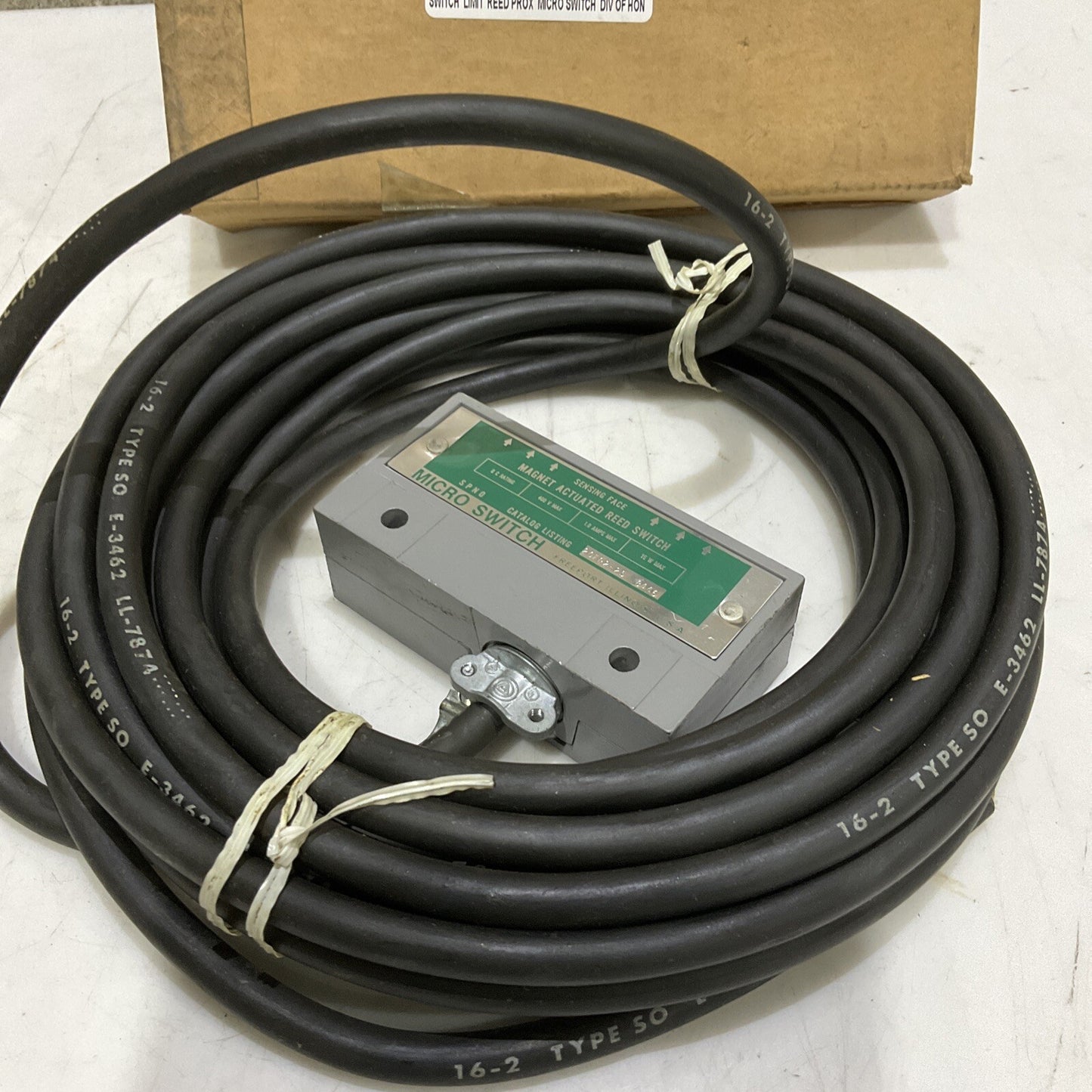 HONEYWELL 20FR2-25 8446 MAGNET ACTUATED REED MICROSWITCH 400V 1A 15W 373