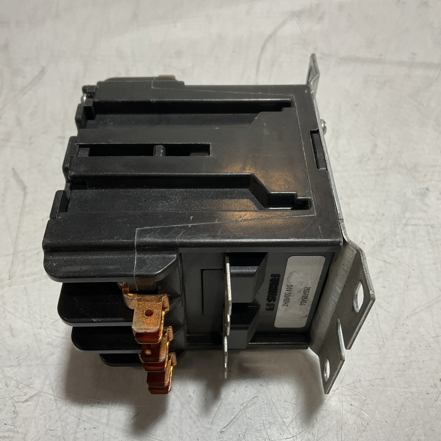 SIEMENS 42BF35AJBFQ ELECTROMECHANICAL CONTACTORS 3 POLE 30A 24V 50/60HZ 476-U3S
