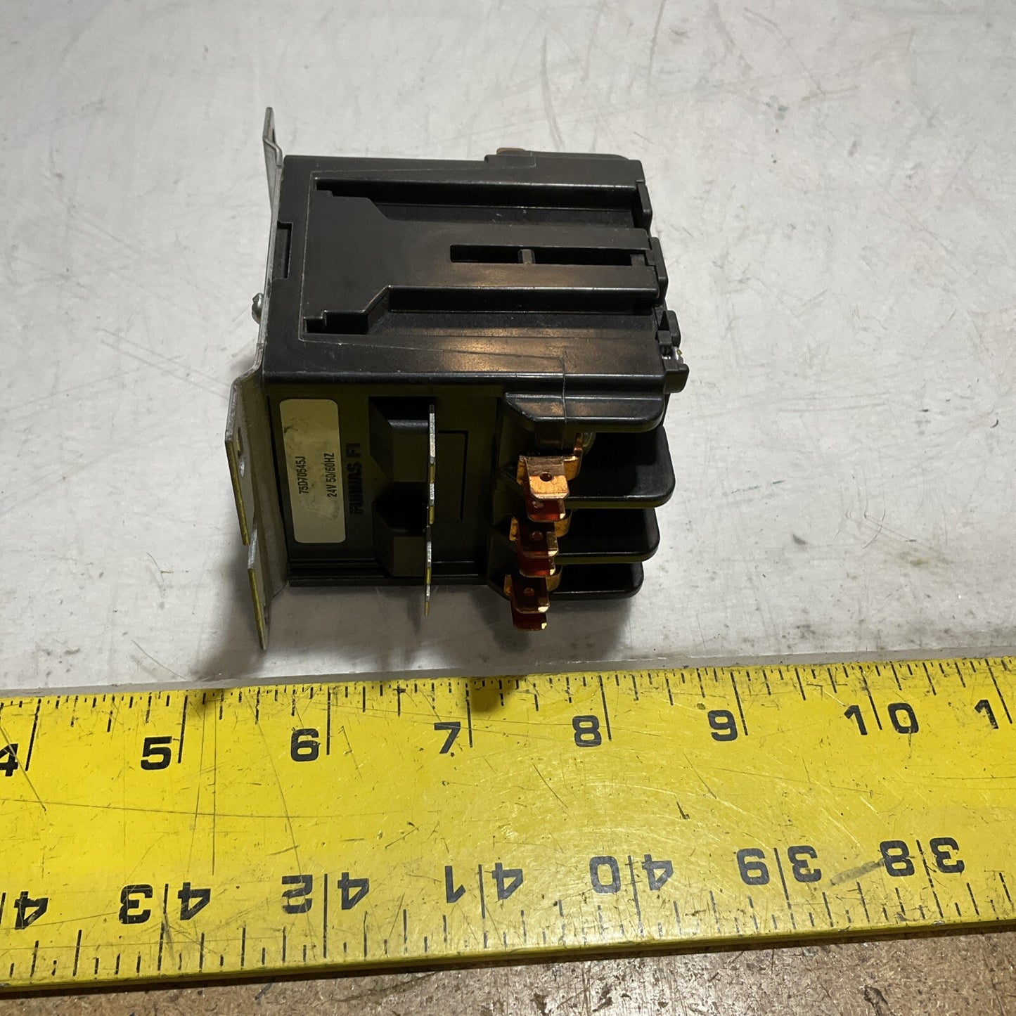 SIEMENS 42BF35AJBFQ ELECTROMECHANICAL CONTACTORS 3 POLE 30A 24V 50/60HZ 476-U3S