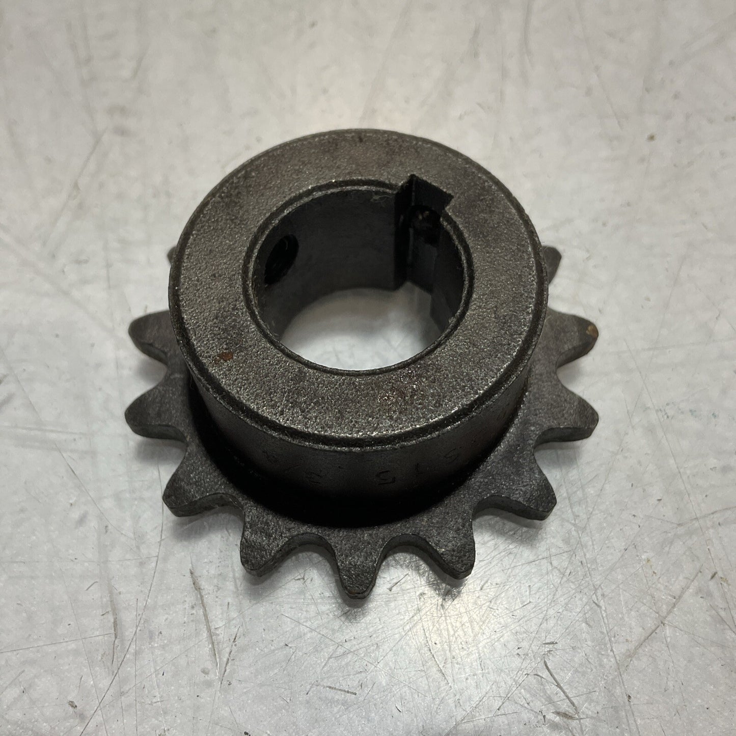MARTIN 35BS15 3/4 SPROCKET SIZE 35 3/4IN BORE 3/8IN PITCH 15 TEETH LOT OF 3 678
