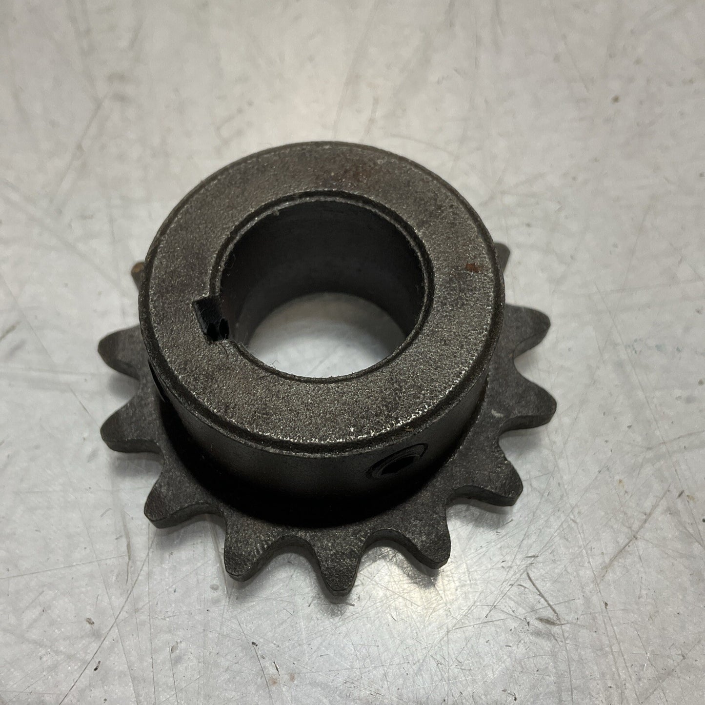 MARTIN 35BS15 3/4 SPROCKET SIZE 35 3/4IN BORE 3/8IN PITCH 15 TEETH LOT OF 3 678