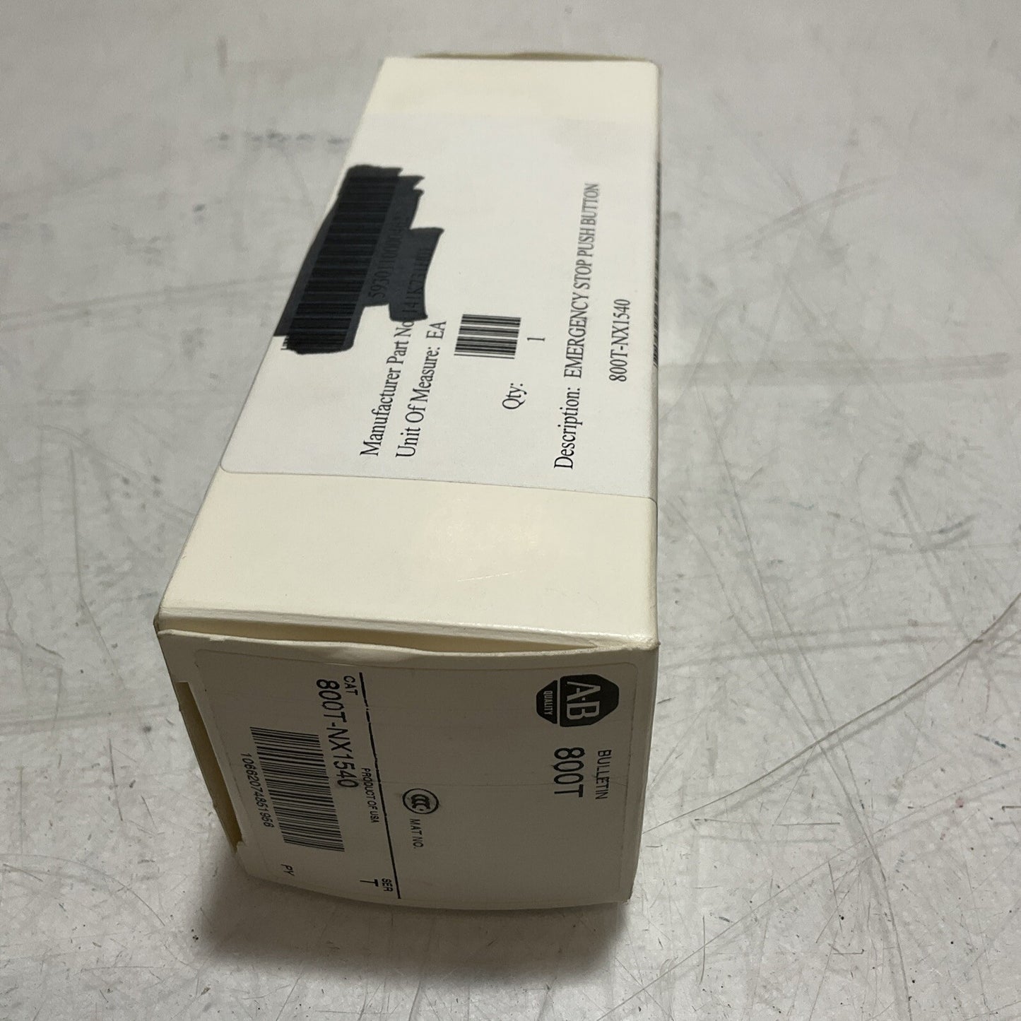 A-B ALLEN-BRADLEY 800T-NX1540 ILLUMINATED EMERGENCY PUSH STOP BUTTON U3S