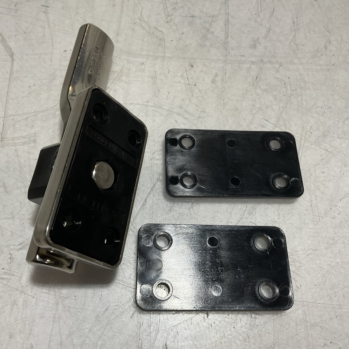 TAKIGEN FA-1112-5 STAINLESS STEEL HANDLE HHH AIRTIGHTNESS LOT OF 2 U3S