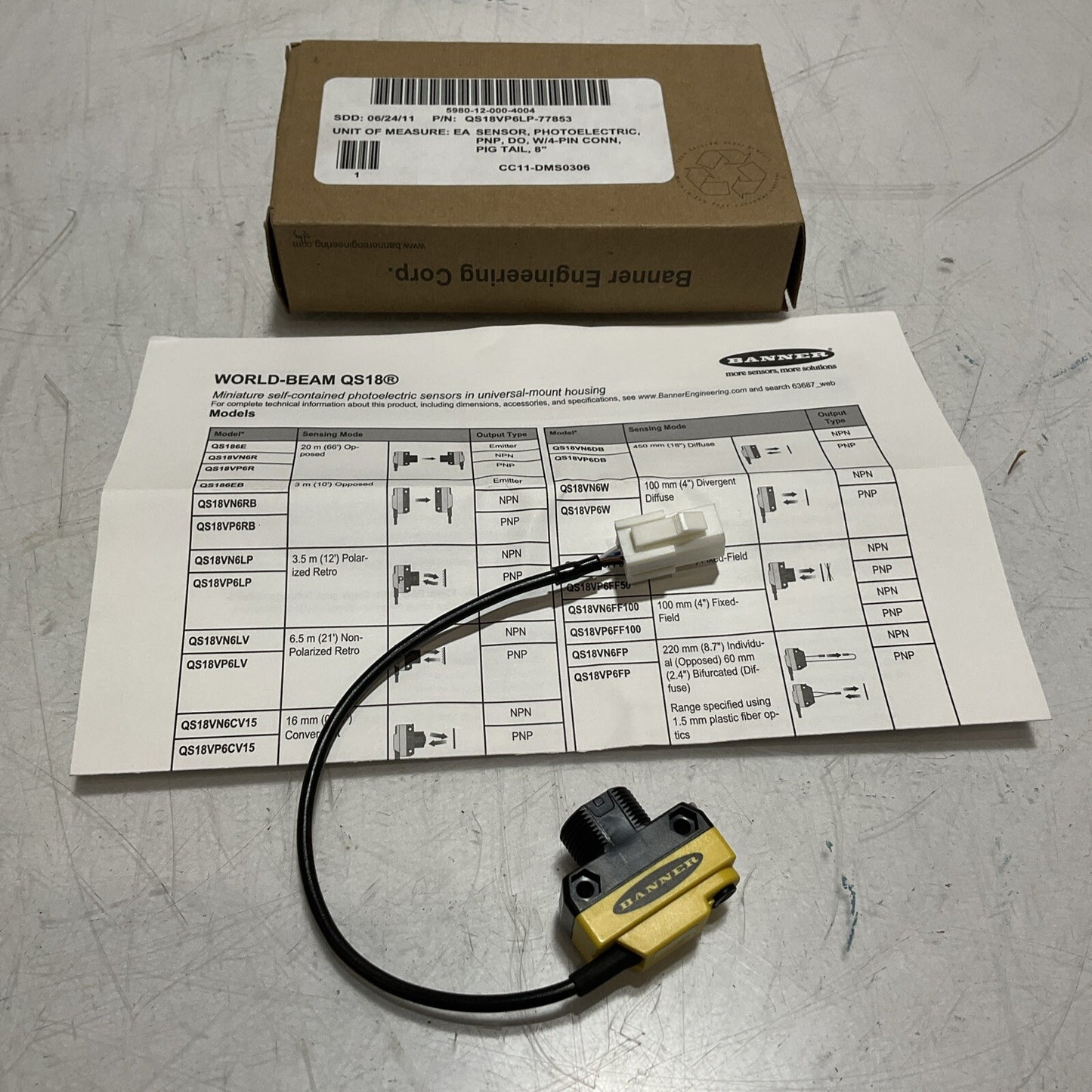 BANNER QS18VP6LP-77853 PHOTOELECTRIC SENSOR PNP,DO W/4-PIN CONN LOT OF 3 U3S