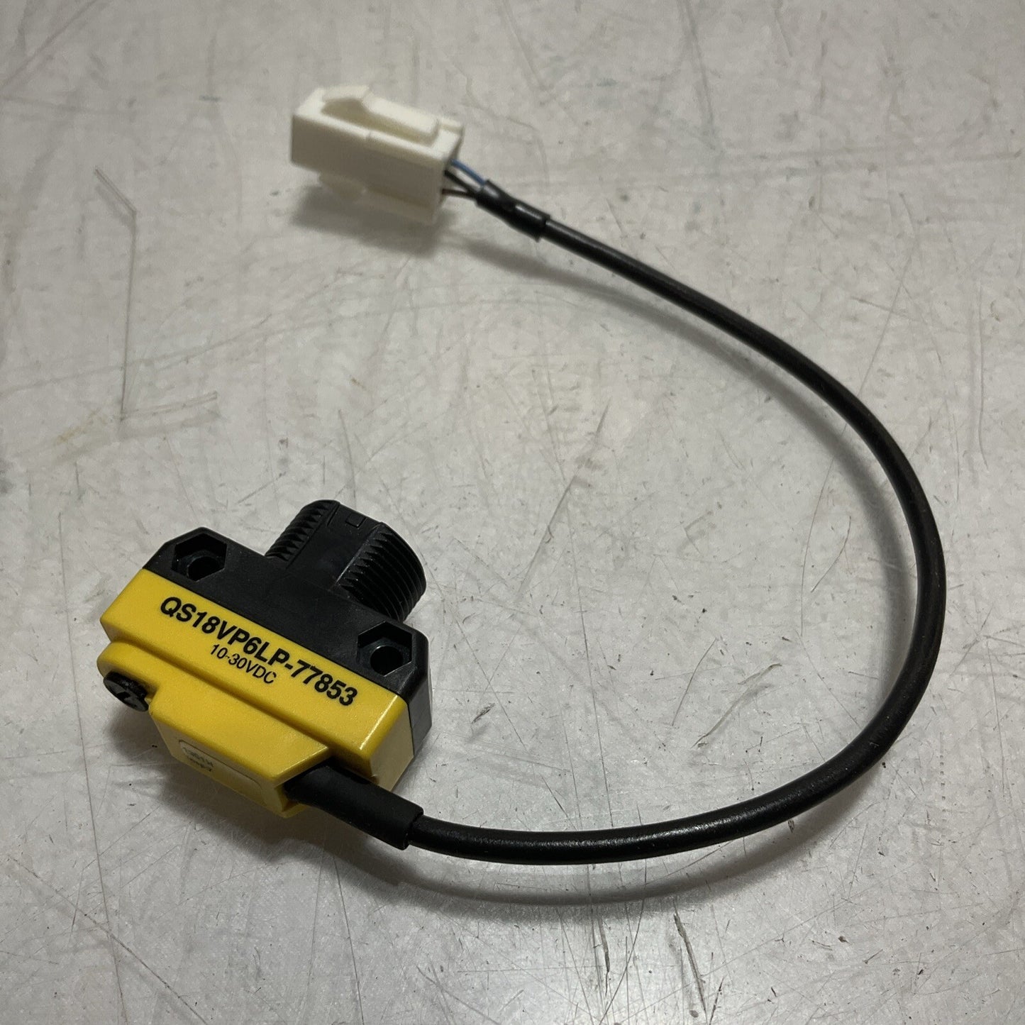 BANNER QS18VP6LP-77853 PHOTOELECTRIC SENSOR PNP,DO W/4-PIN CONN LOT OF 3 U3S