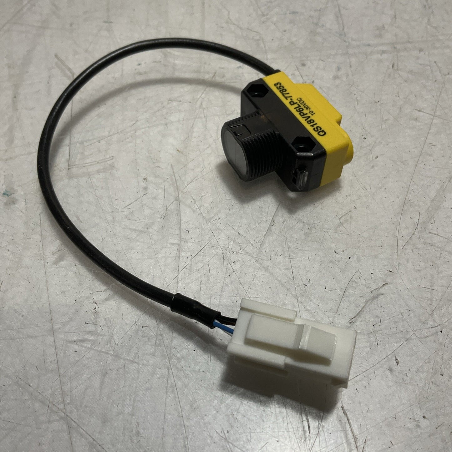 BANNER QS18VP6LP-77853 PHOTOELECTRIC SENSOR PNP,DO W/4-PIN CONN LOT OF 3 U3S