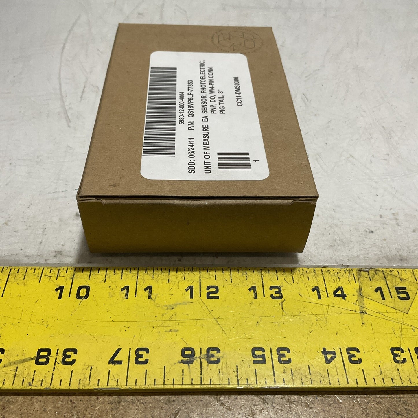 BANNER QS18VP6LP-77853 PHOTOELECTRIC SENSOR PNP,DO W/4-PIN CONN LOT OF 3 U3S