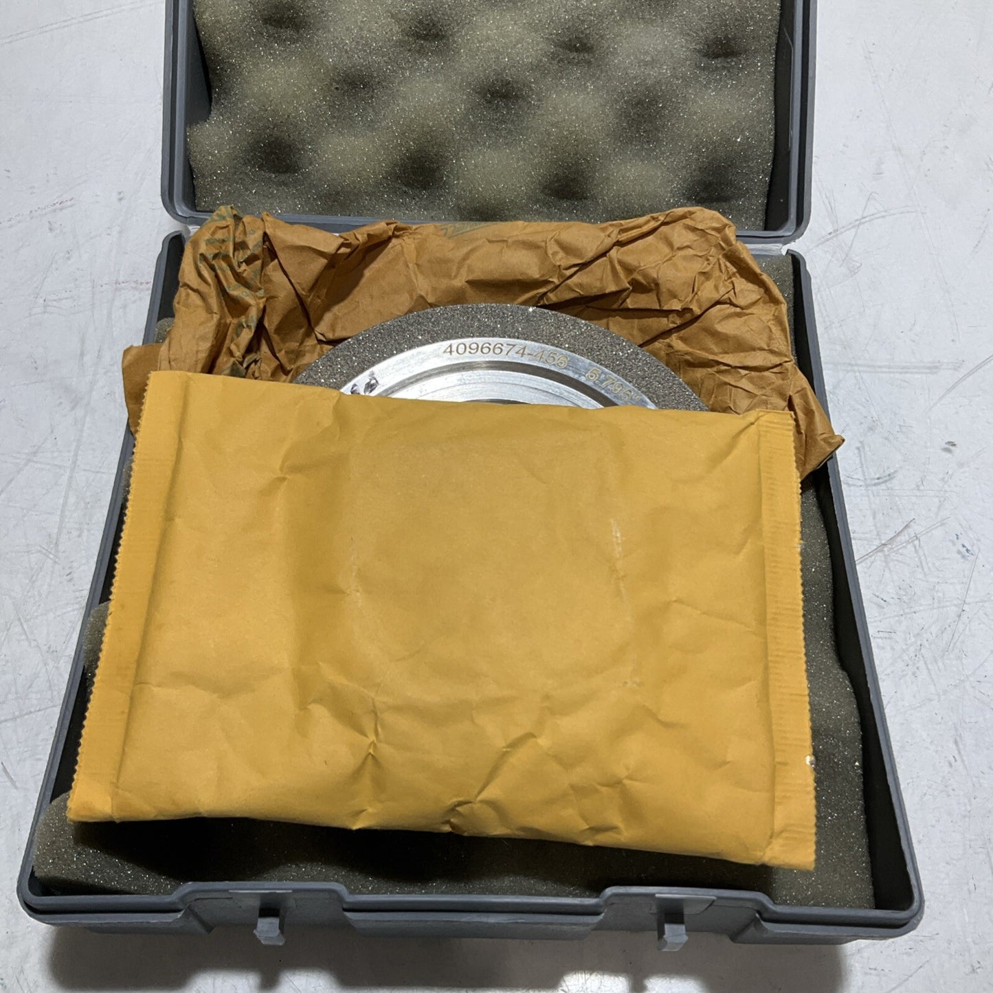 NORTON GRINDING WHEEL PT2775 5.795" DIA. 1.653" HOLE X 1.379 50/60 GRIT 678-U3S