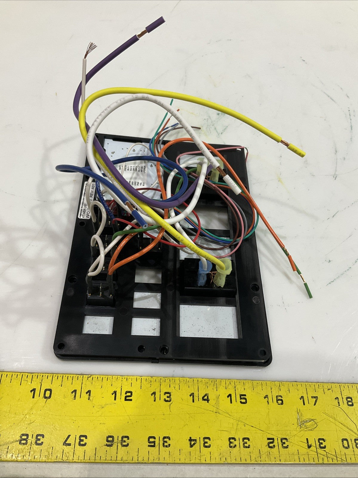 AMERICAN TECHNOLOGY COMPONENTS RV AT-MSP-267 MULTI-SWITCH CONTROL PANNEL Y2M