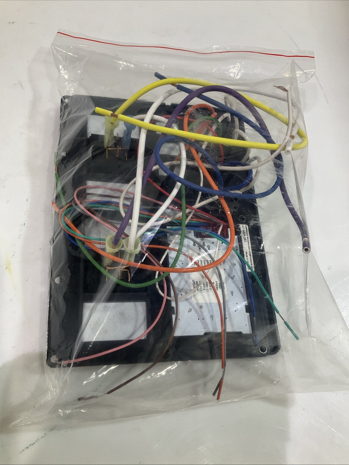 AMERICAN TECHNOLOGY COMPONENTS RV AT-MSP-267 MULTI-SWITCH CONTROL PANNEL Y2M