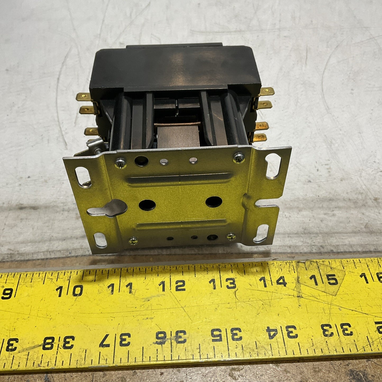 FASCO C3L50B MAGNETIC CONTACTOR KEMP 21037 600VAC 65A 555-U3S