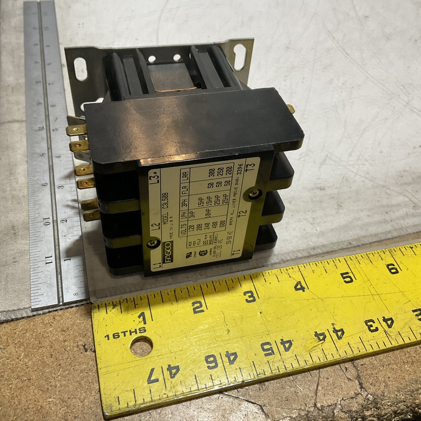 FASCO C3L50B MAGNETIC CONTACTOR KEMP 21037 600VAC 65A 555-U3S