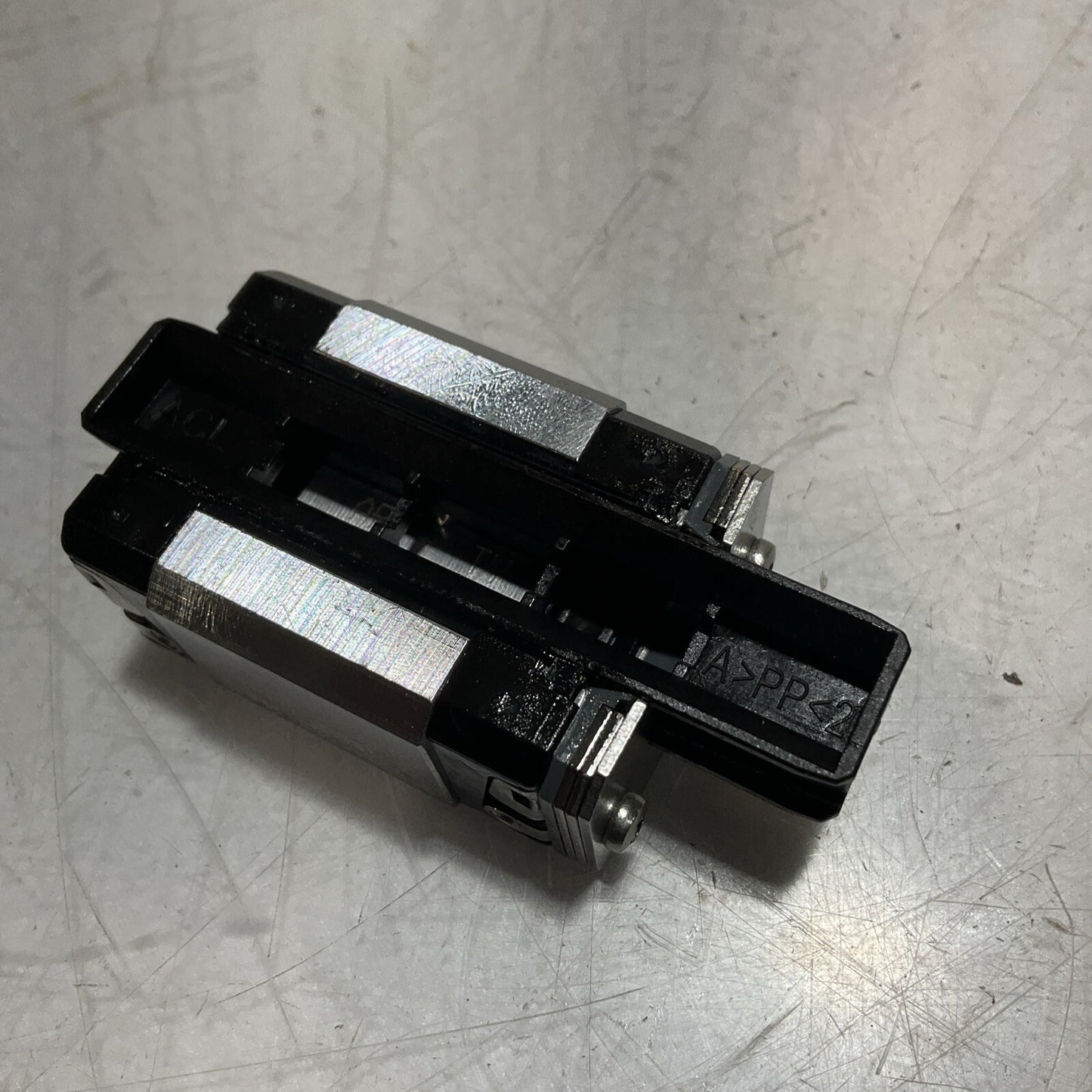 REXROTH R021M10692- R166611420 B.RUNNER BLOCK CS SEAL KIT U3S