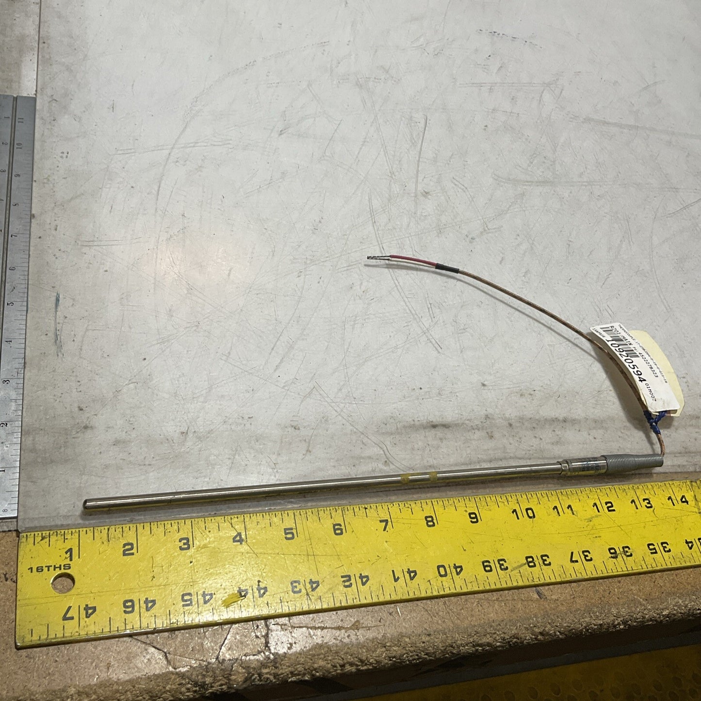 SANDELIUS 1T-250J304-G-10-G-G1S-10 THERMOCOUPLE 678 LOT OF 2 U3S