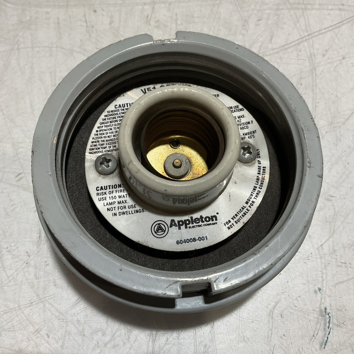 APPLETON VA1100G-MOUNTED FIXTURE V51 A-21 T2 1IN 444