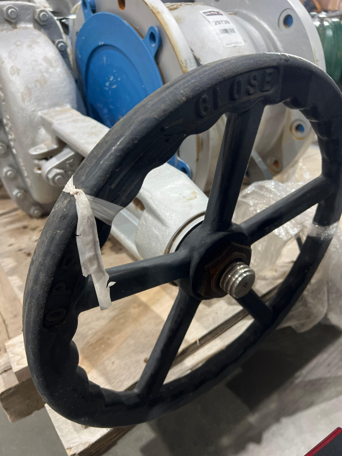 WILLIAMS GATE VALVE 15F-62N CLASS 150 12 IN APPROX MOP 285PSI @ -20 TO 100F V2M