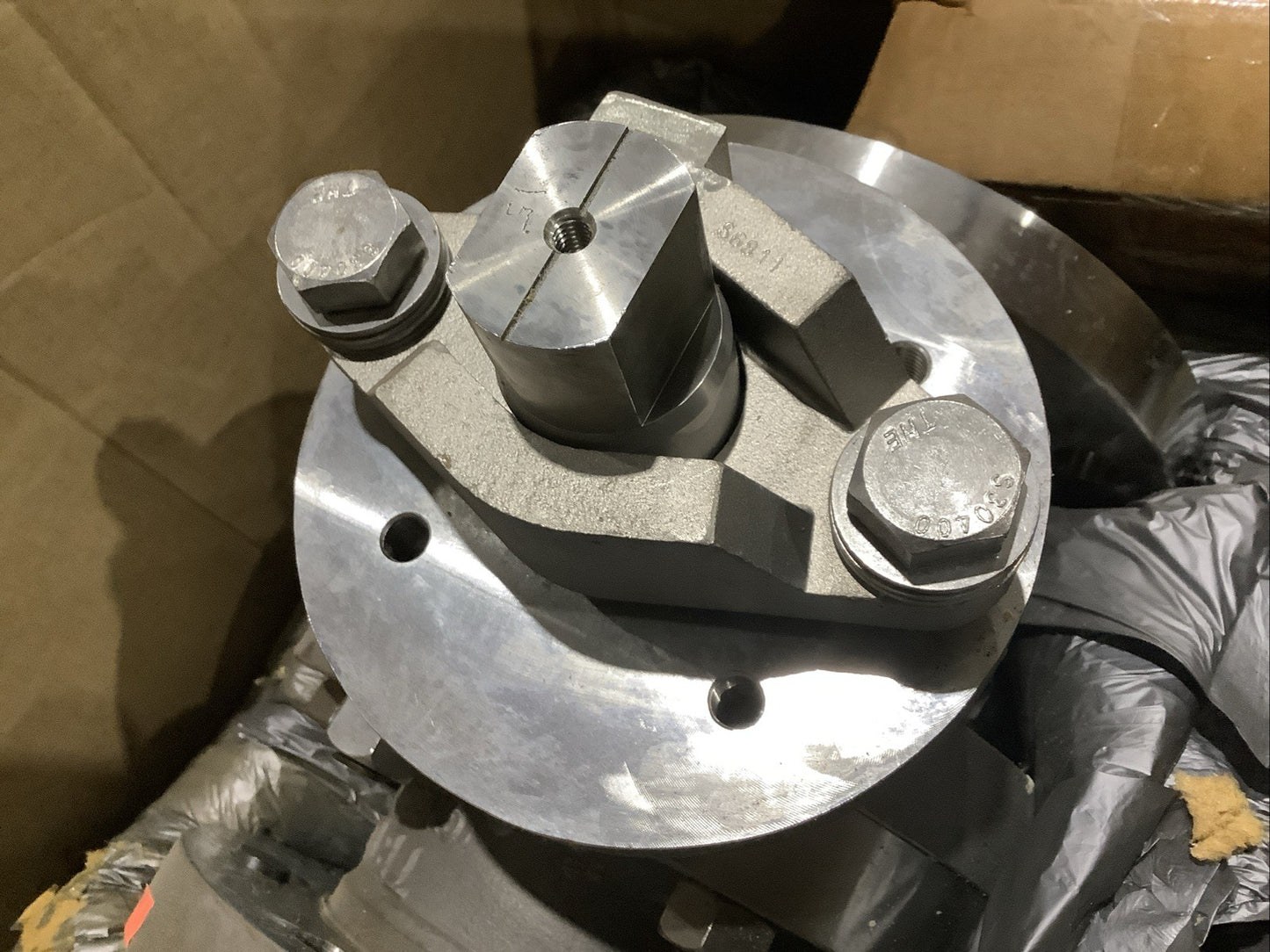TBV CW12MW 111563982 40F28300HC HCMT2APTR 4" BALL VALVE 4IN CLASS 300