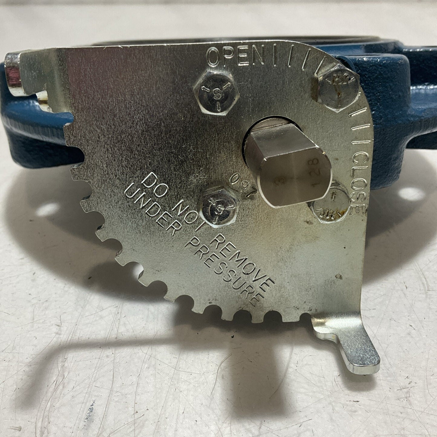 NORRISEAL R3011 316SS 4" MANUAL BUTTERFLY VALVE U3S