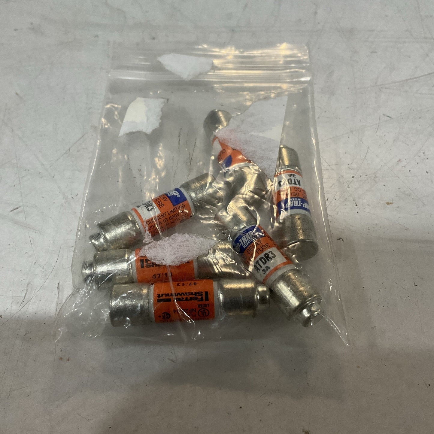 FERRAZ-SHAWMUT ATDR3 AMP-TRAP TIME DELAY LOT OF 6 U3S