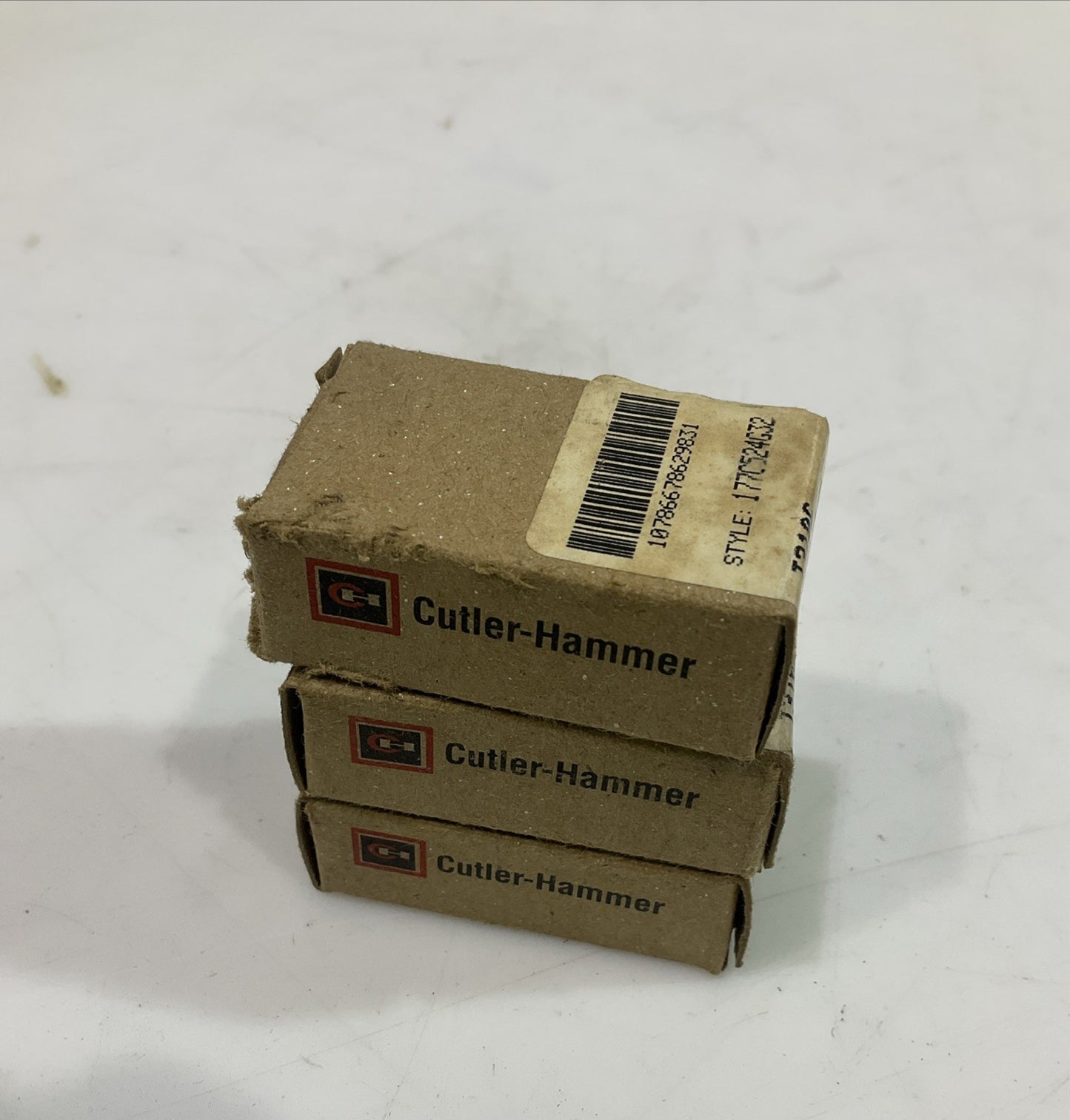 CUTLER-HAMMER FH28 HEATER ELEMENT 222 - QTY 3 U3S