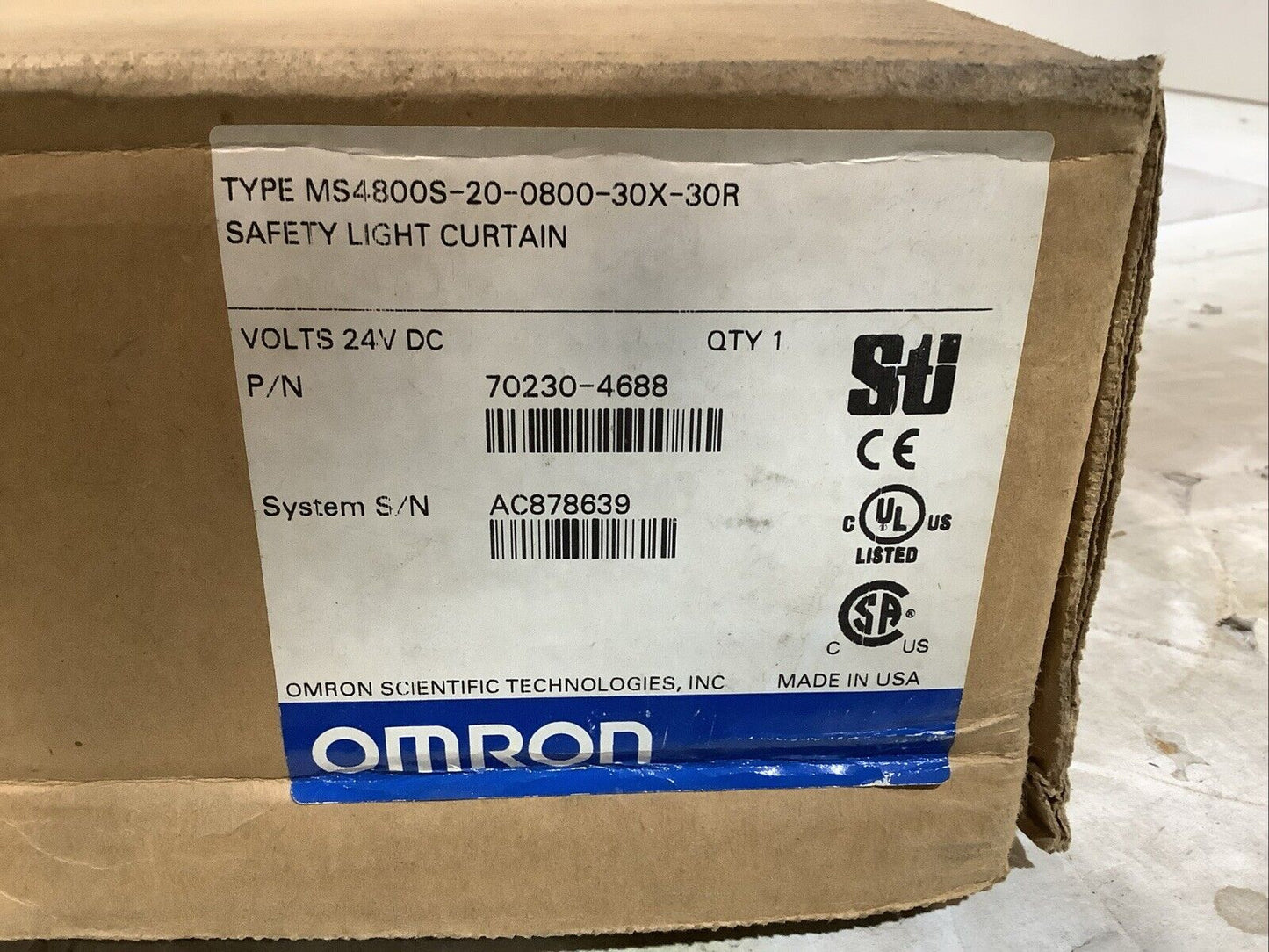 OMRON MS4800S-20-0800-30X-30R MINISAFE LIGHT CURTAIN TANSMITTER AND RECEIVER