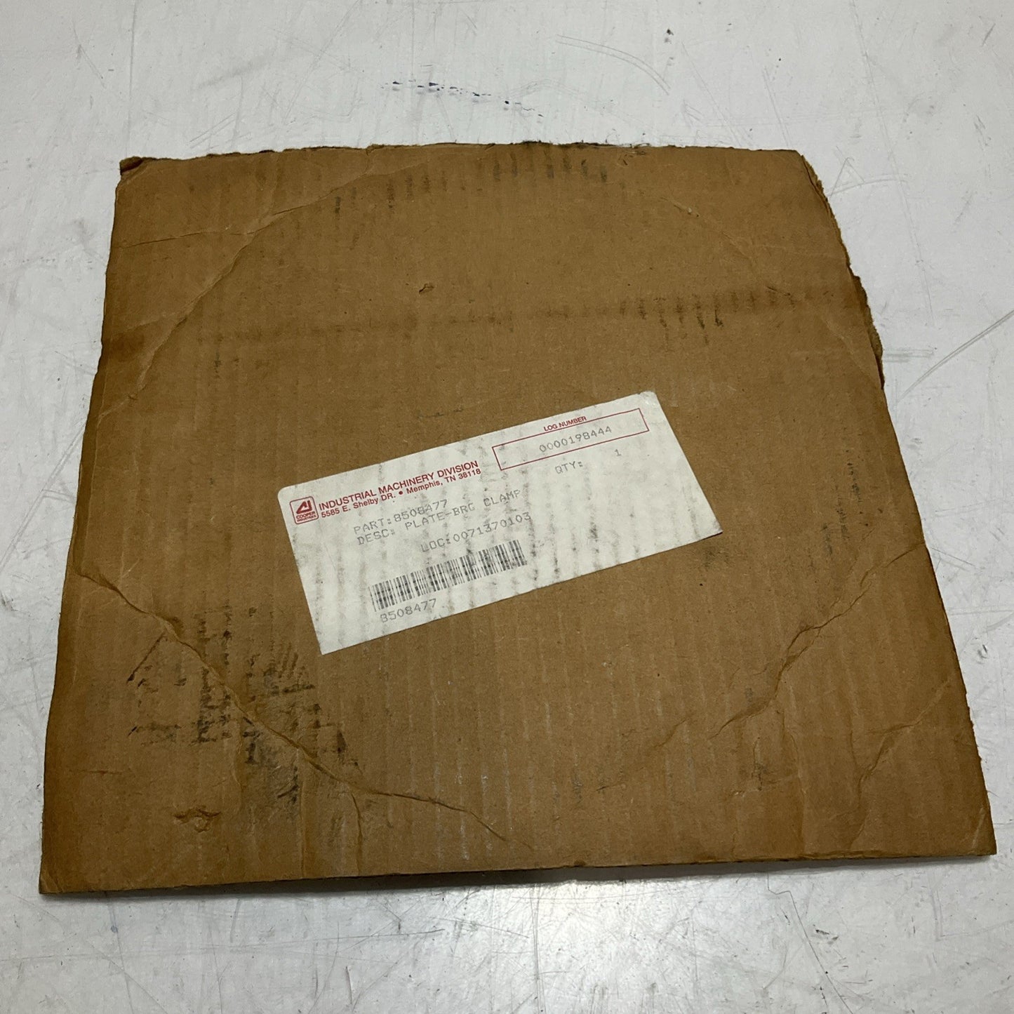 GARDNER DENVER 8508477 PLATE BEARING CLAMP 373