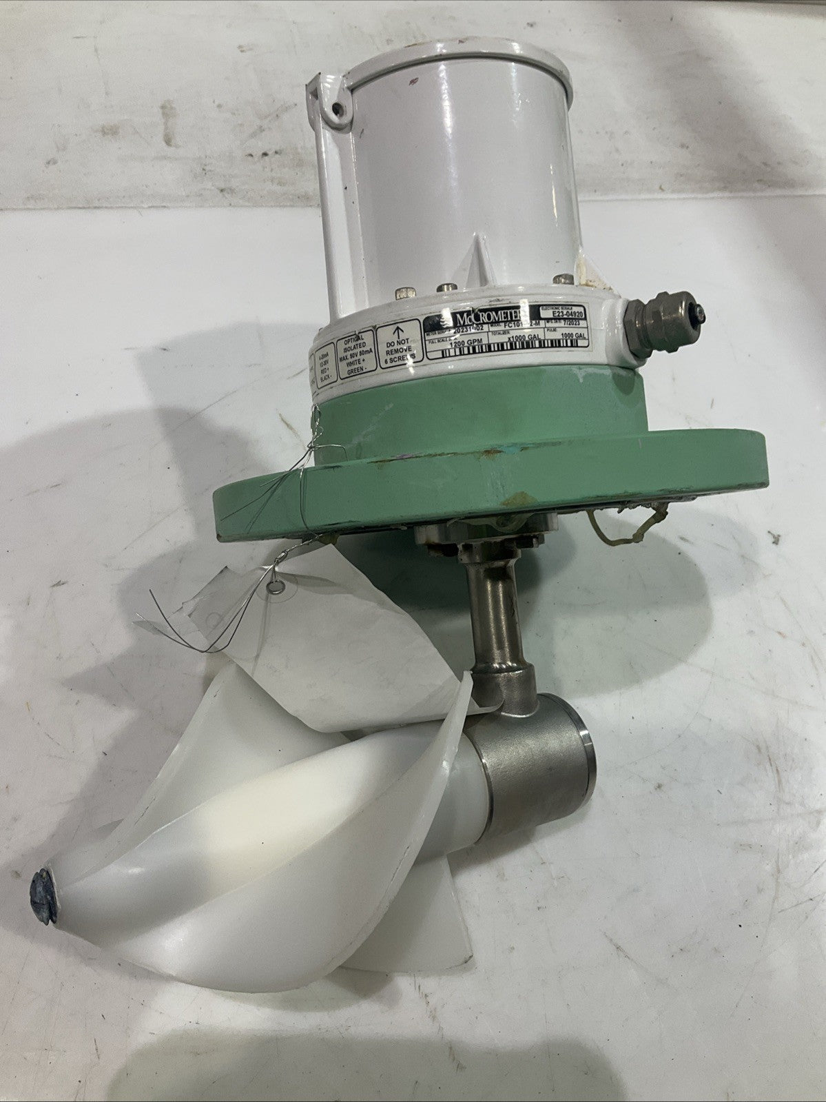 MCCROMETER FLOWCOM FC101-02-M E23-04920 PROPELLER FLOW METER K2M