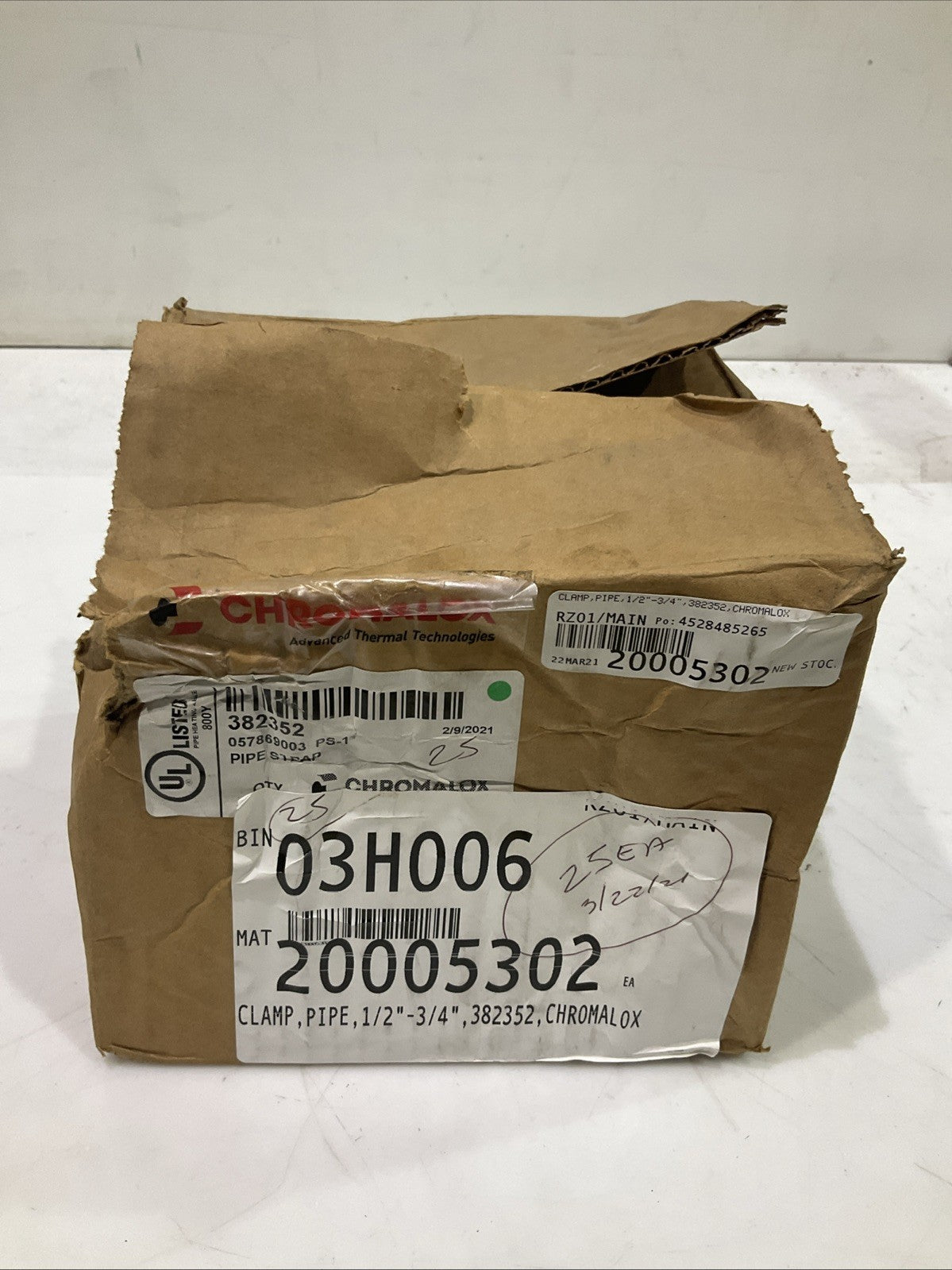 CHROMALOX 800Y 382352 057869003 PS-1 PIPE CLAMP STRAP LOT OF 30 678