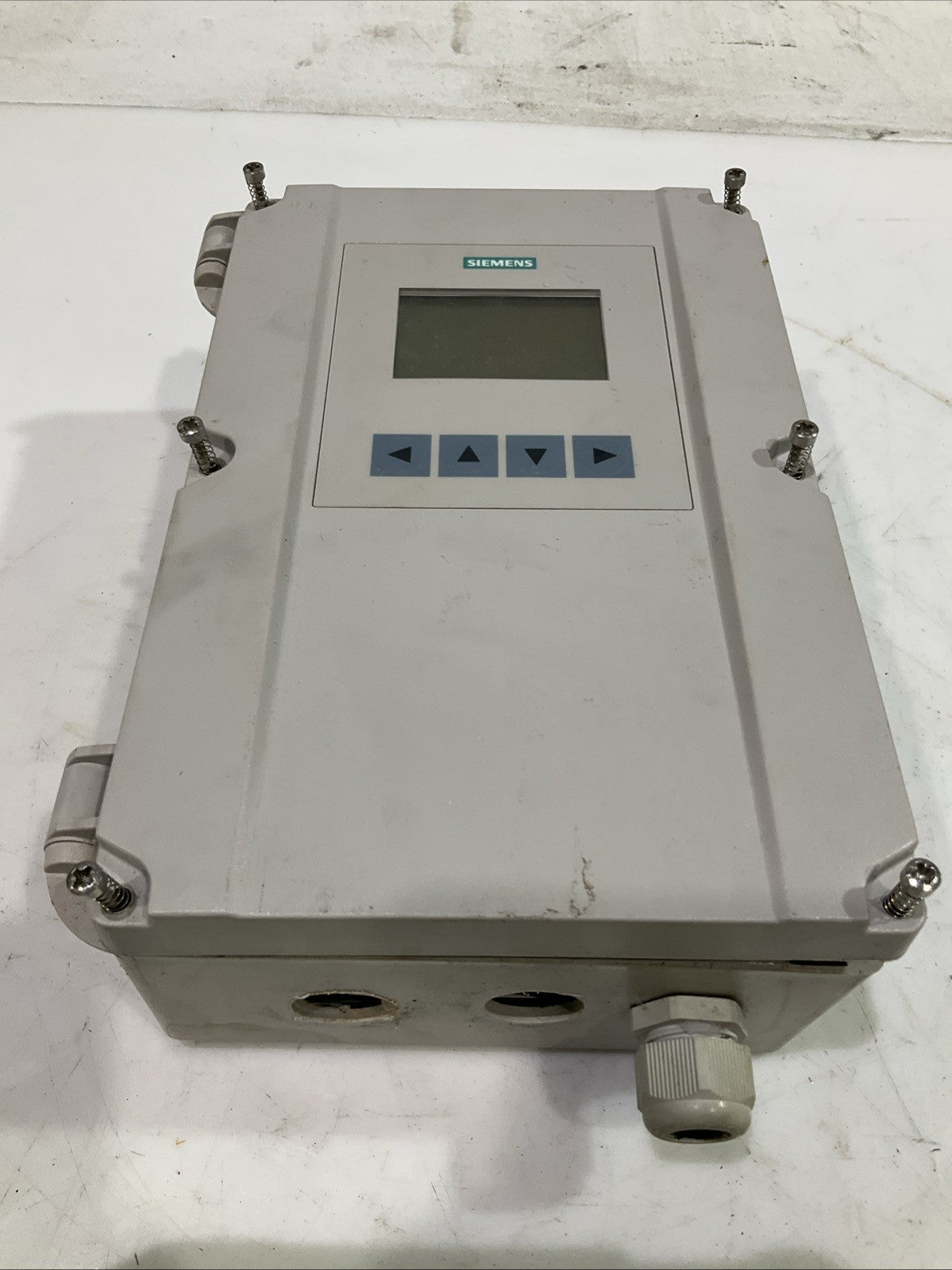SIEMENS SIRA MC050057 ULTRASONIC LEVEL CONTROLLER BOX K2M