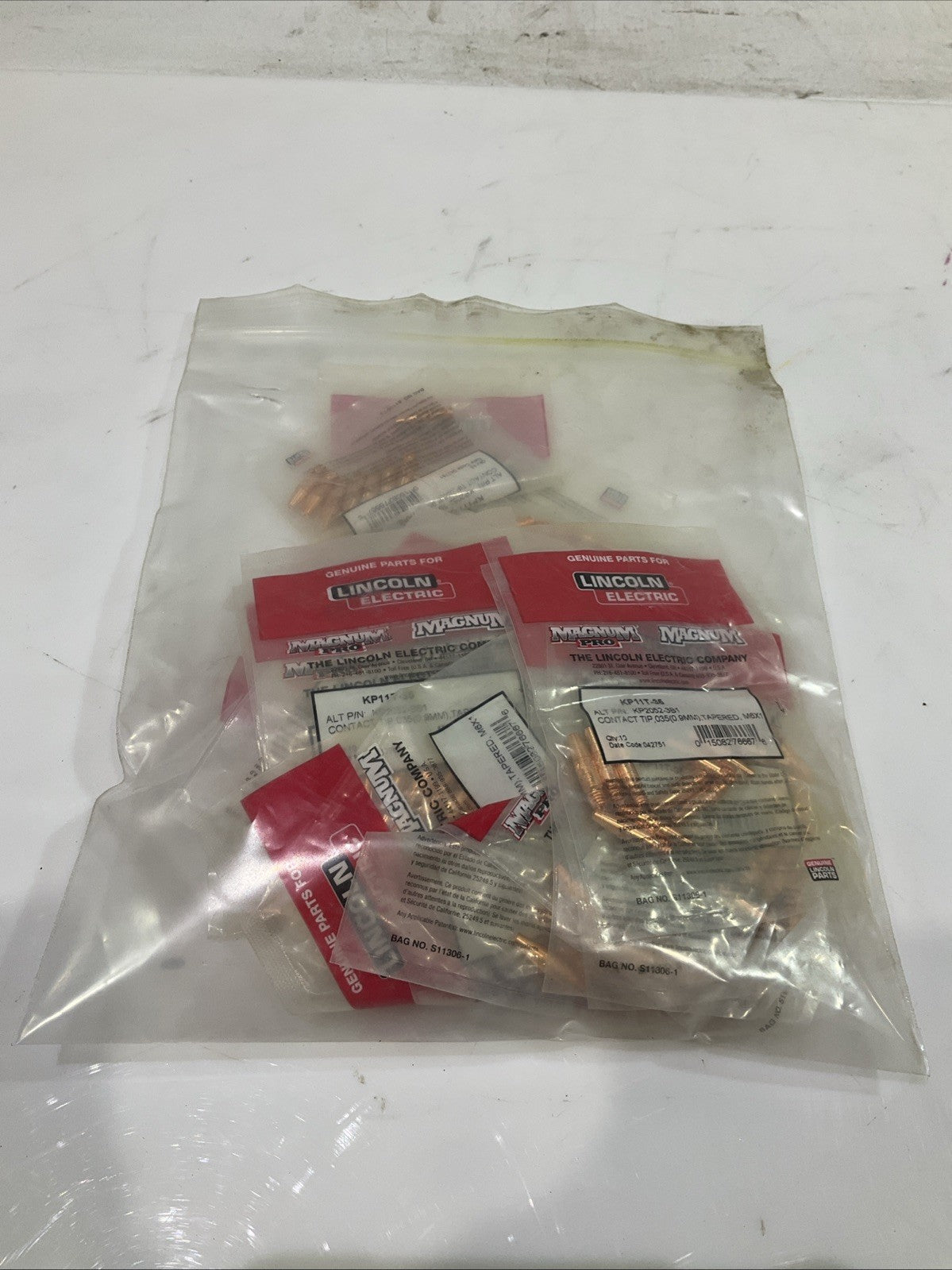 LINCOLN ELECTRIC KP11T-35 TAPERED CONTACT TIP MAGNUM 035 LOT OF 11 A9T