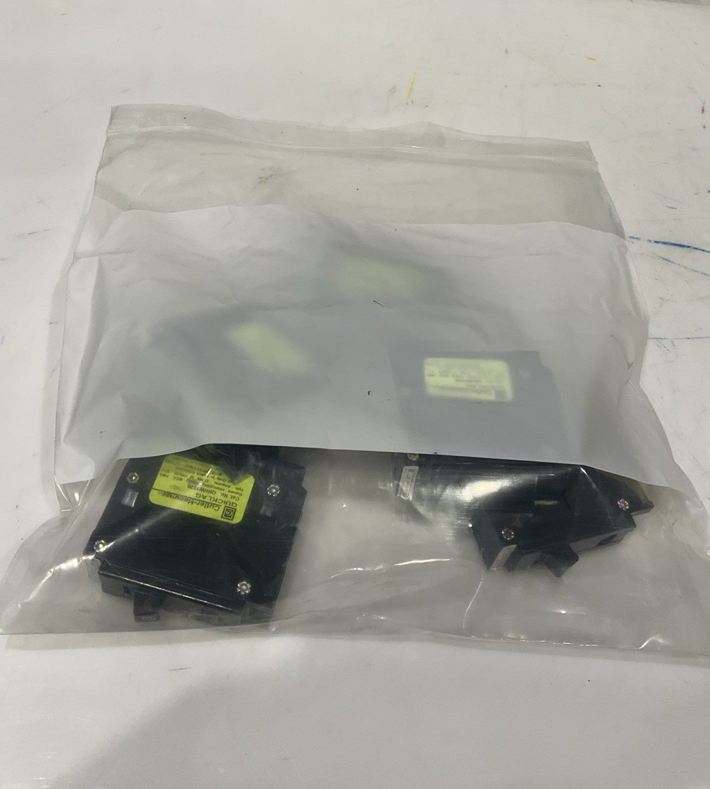 EATON CUTLER-HAMMER QBHW1020 22RMS 20A CIRCUIT BREAKER QUICKLAG LOT OF 5 H5P