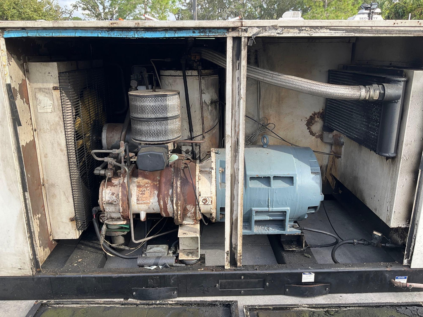 INGERSOLL RAND AIR COMPRESSOR MODEL SSR