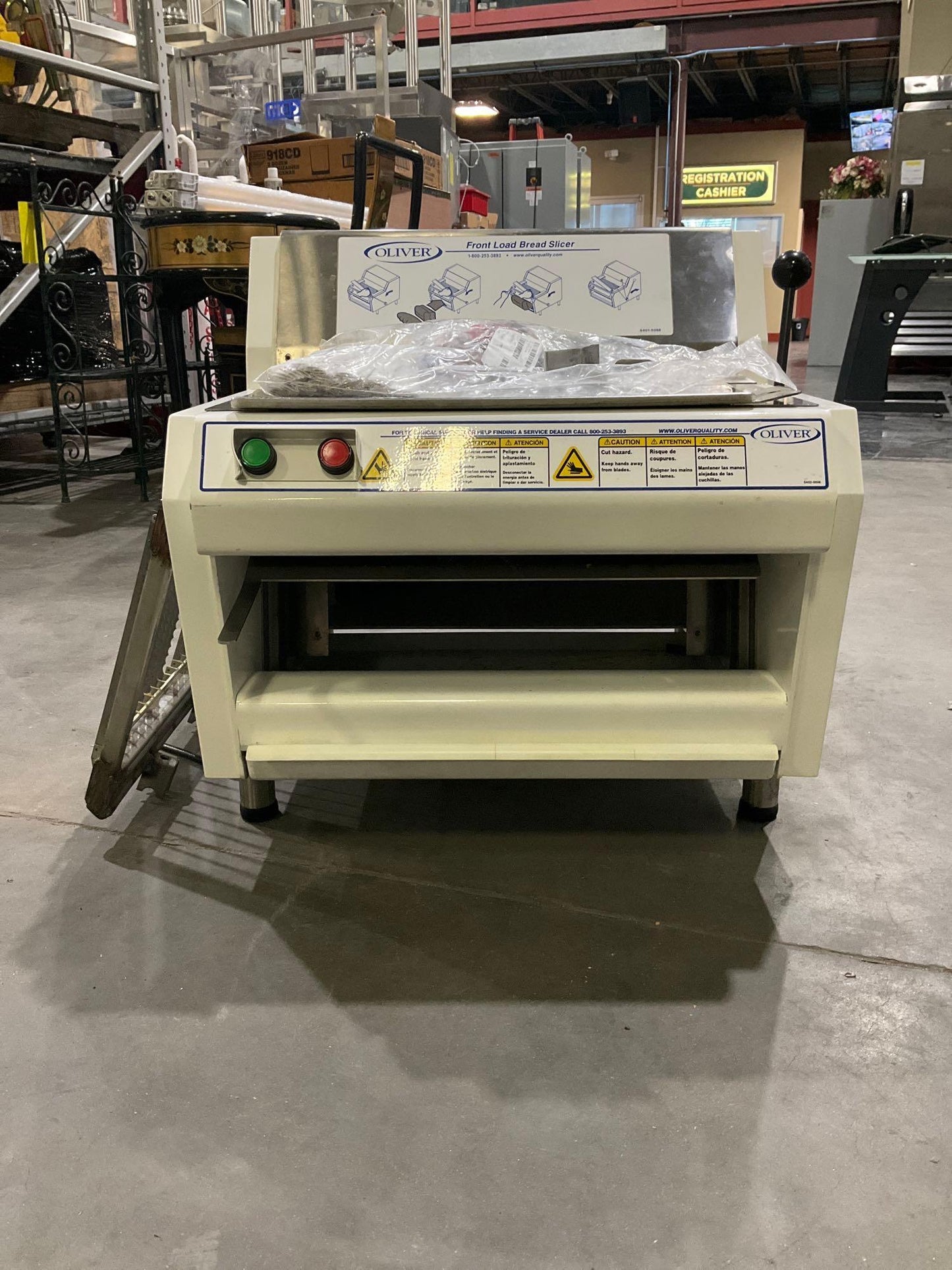 OLIVER FRONT LOADER BREAD SLICER MODEL 732-N, APPROX 1/2 HP, APPROX PHASE 1, APPROX 115 VOLTS