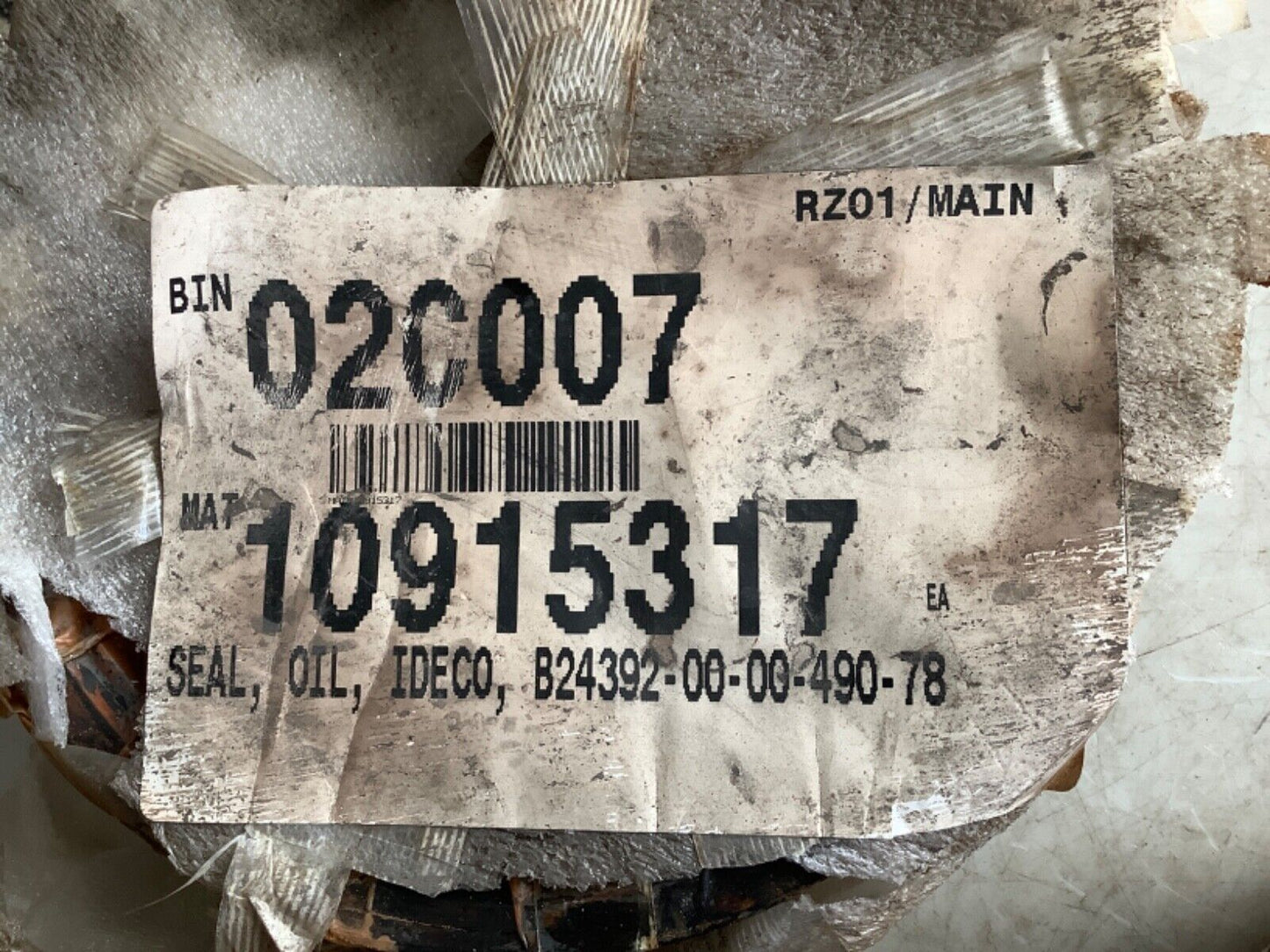 FLOWSERVE 08513848 OIL SEAL STEM 6-13/18IN ID X 7-7/8IN OD X 4-1/4IN TALL 678