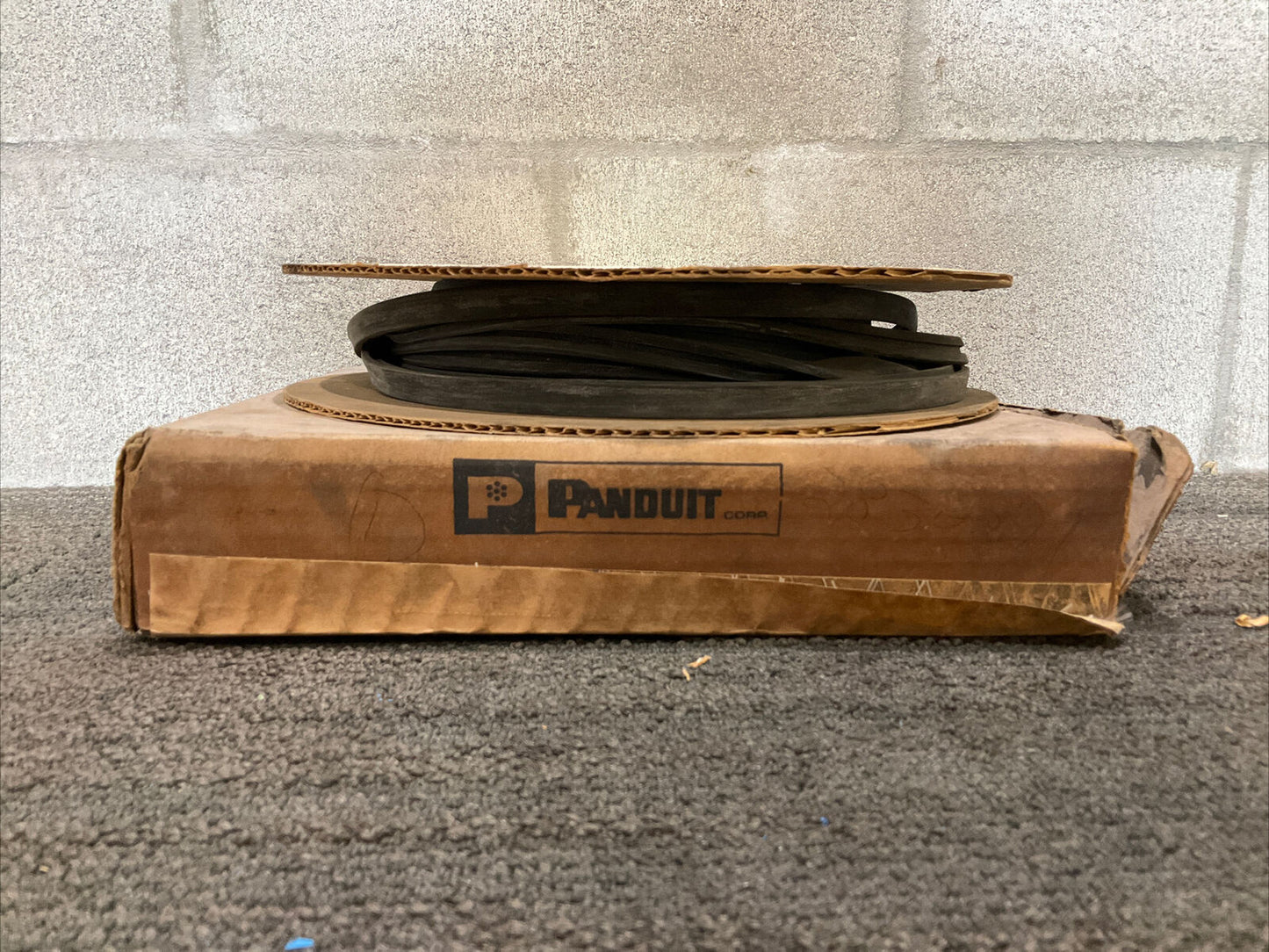 PANDUIT PCSH-B-C PROTECTIVE STRIP 100 FT 444