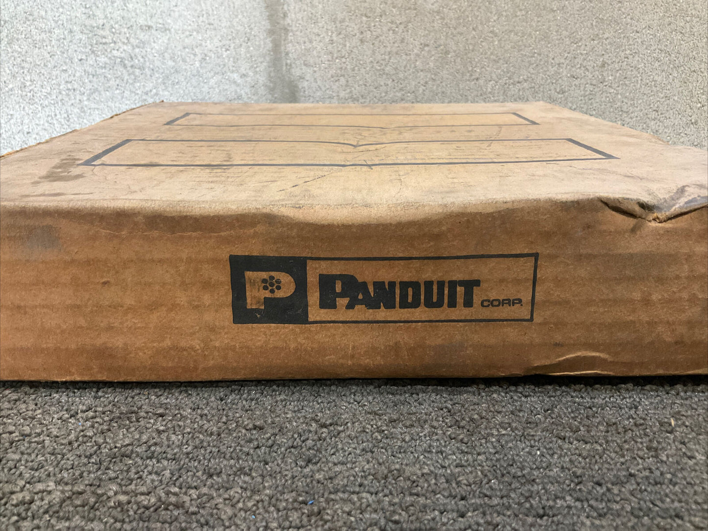 PANDUIT PCSH-B-C PROTECTIVE STRIP 100 FT 444