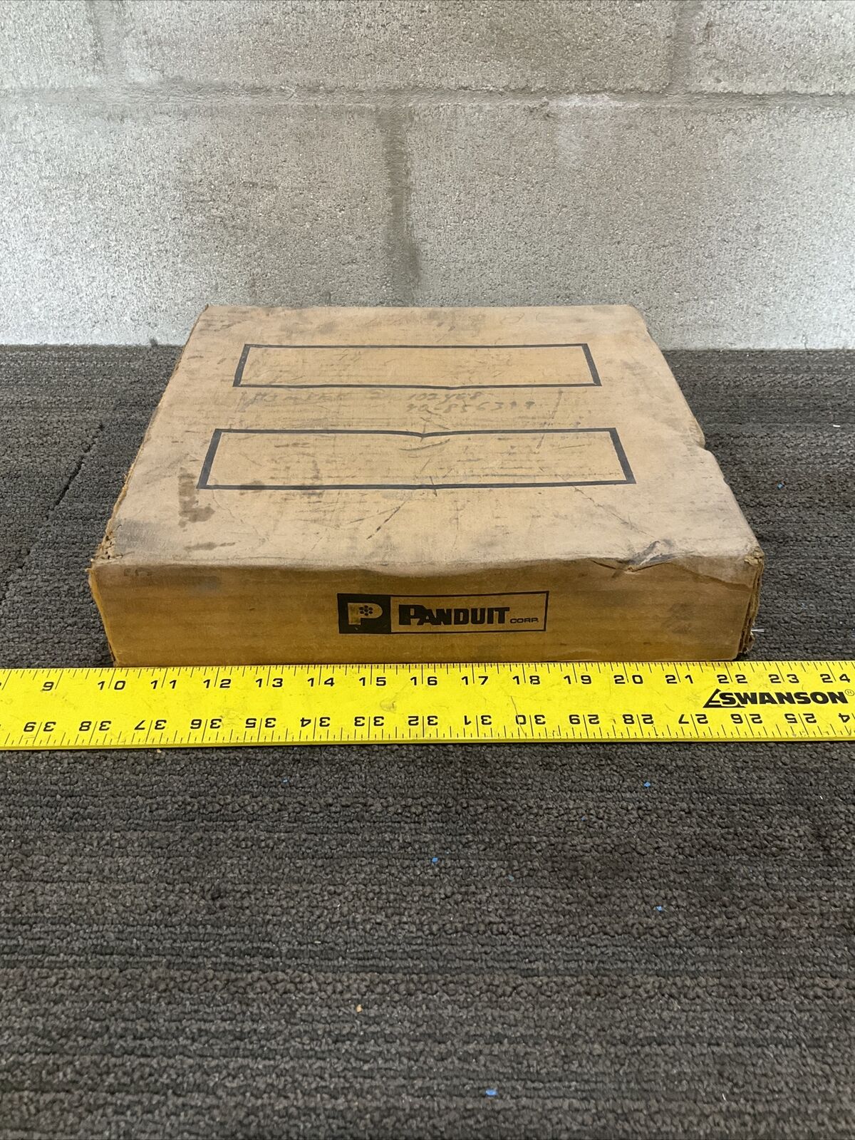 PANDUIT PCSH-B-C PROTECTIVE STRIP 100 FT 444