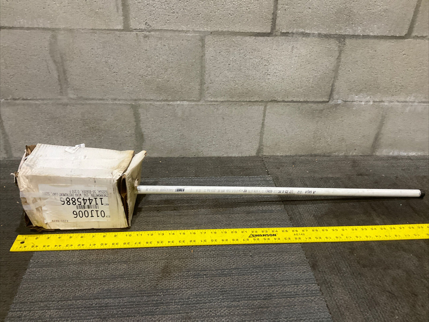 WIKA INSTRUMENT CORP 52360 D205G4 S36 50-6060EH 0/200 F THERMOETER 678