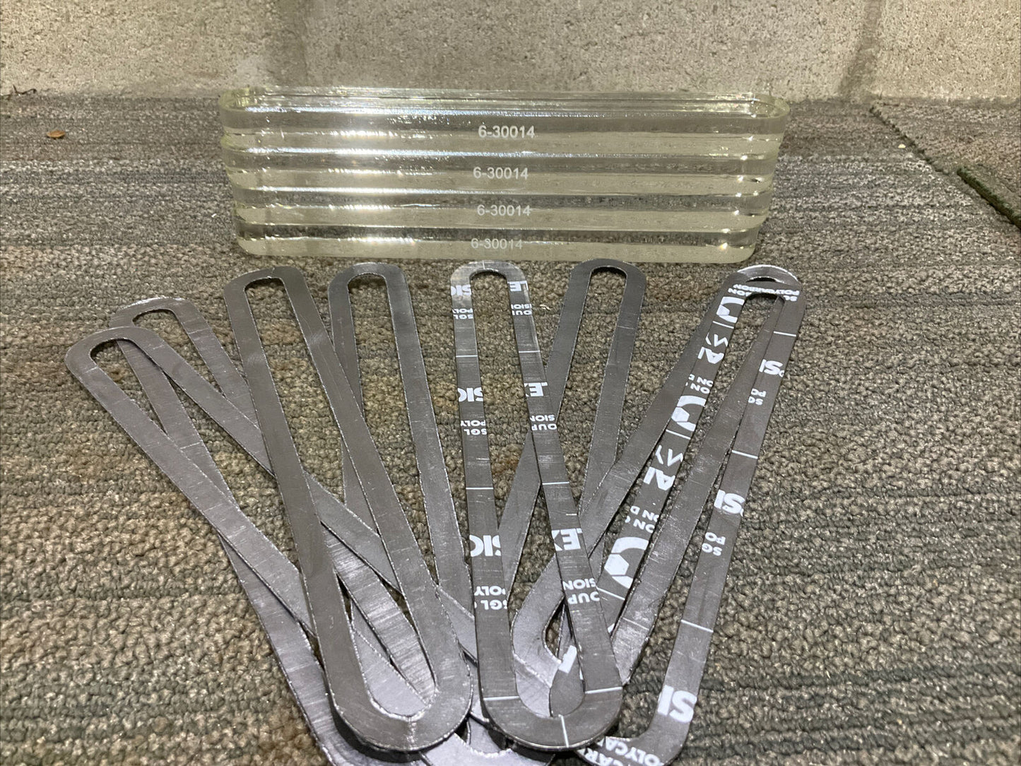 MAXOS AUER 1071813 630014 BOROSILICATE SAFETY SIGHT GLASS 6 340X34X17 LOT OF 4