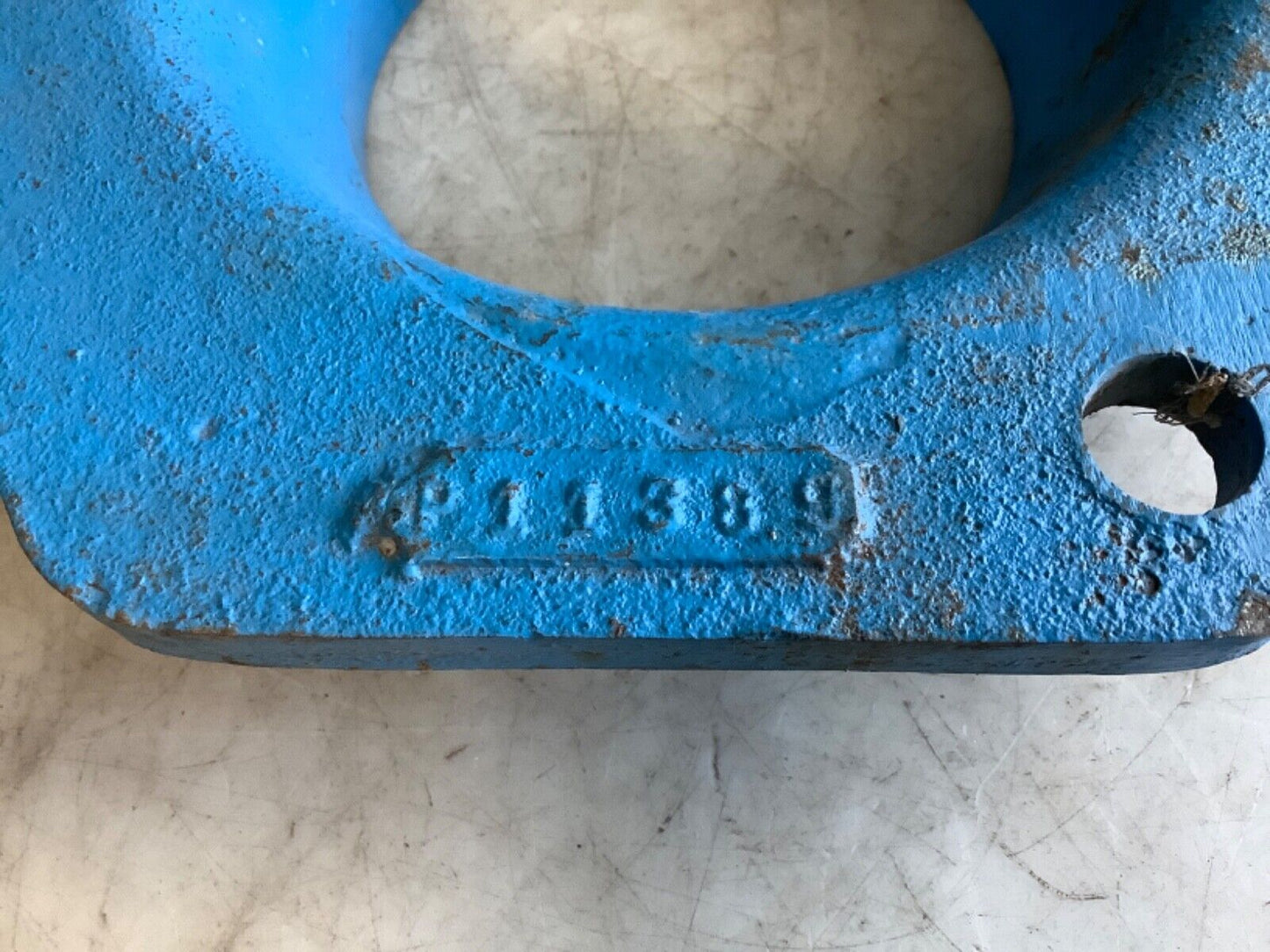 HAZELTON D&P 11389 CASING RING 4-3/8IN ID 6-1/2IN OD 4 NI-HARD 678