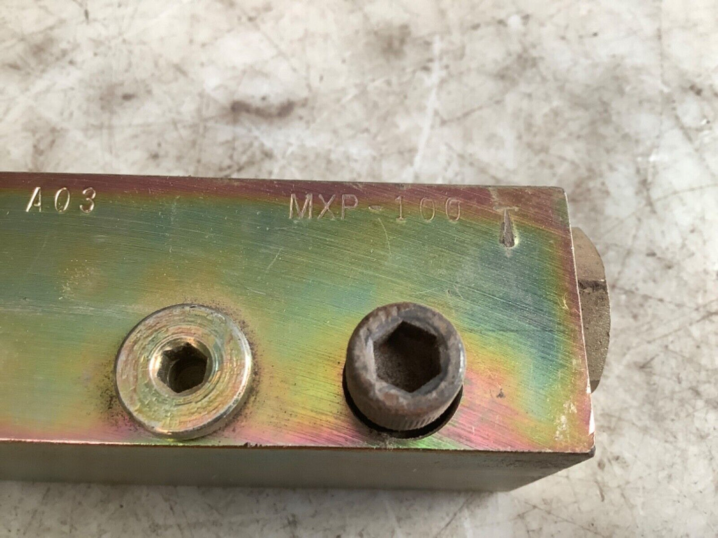 LUBRIQUIP TRABON MXP-100T MODULAR DIVIDER VALVE 444