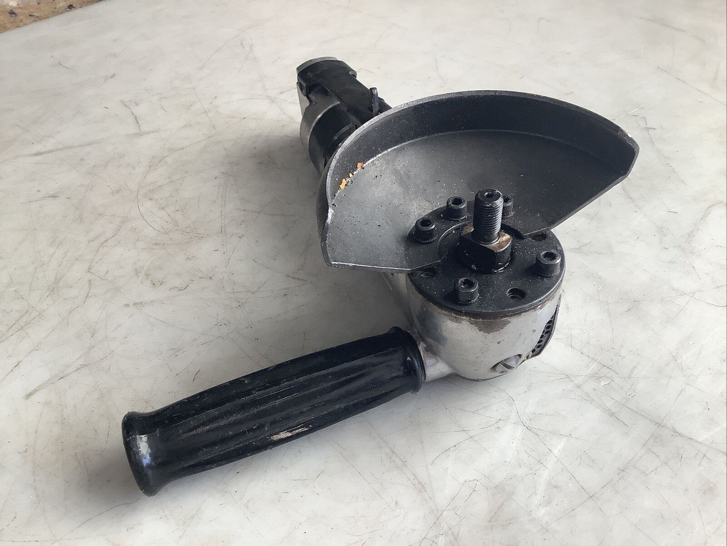 ASTRO PNEUMATIC TOOLS GOVERNED DISC GRINDER 4IN 11000RPM
