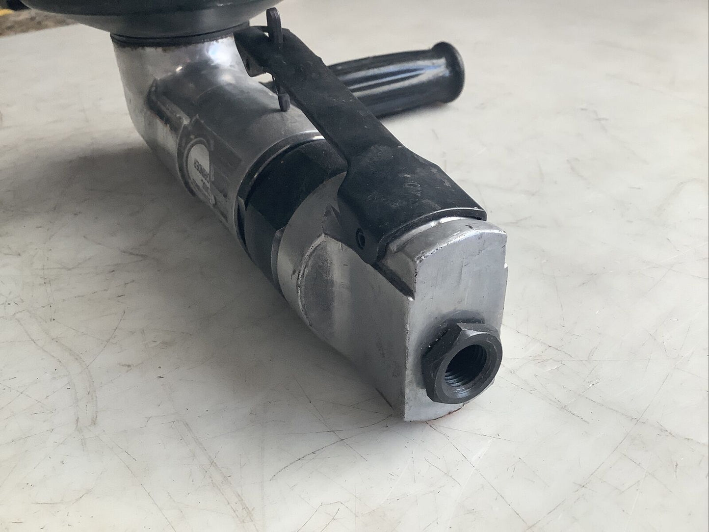 ASTRO PNEUMATIC TOOLS GOVERNED DISC GRINDER 4IN 11000RPM