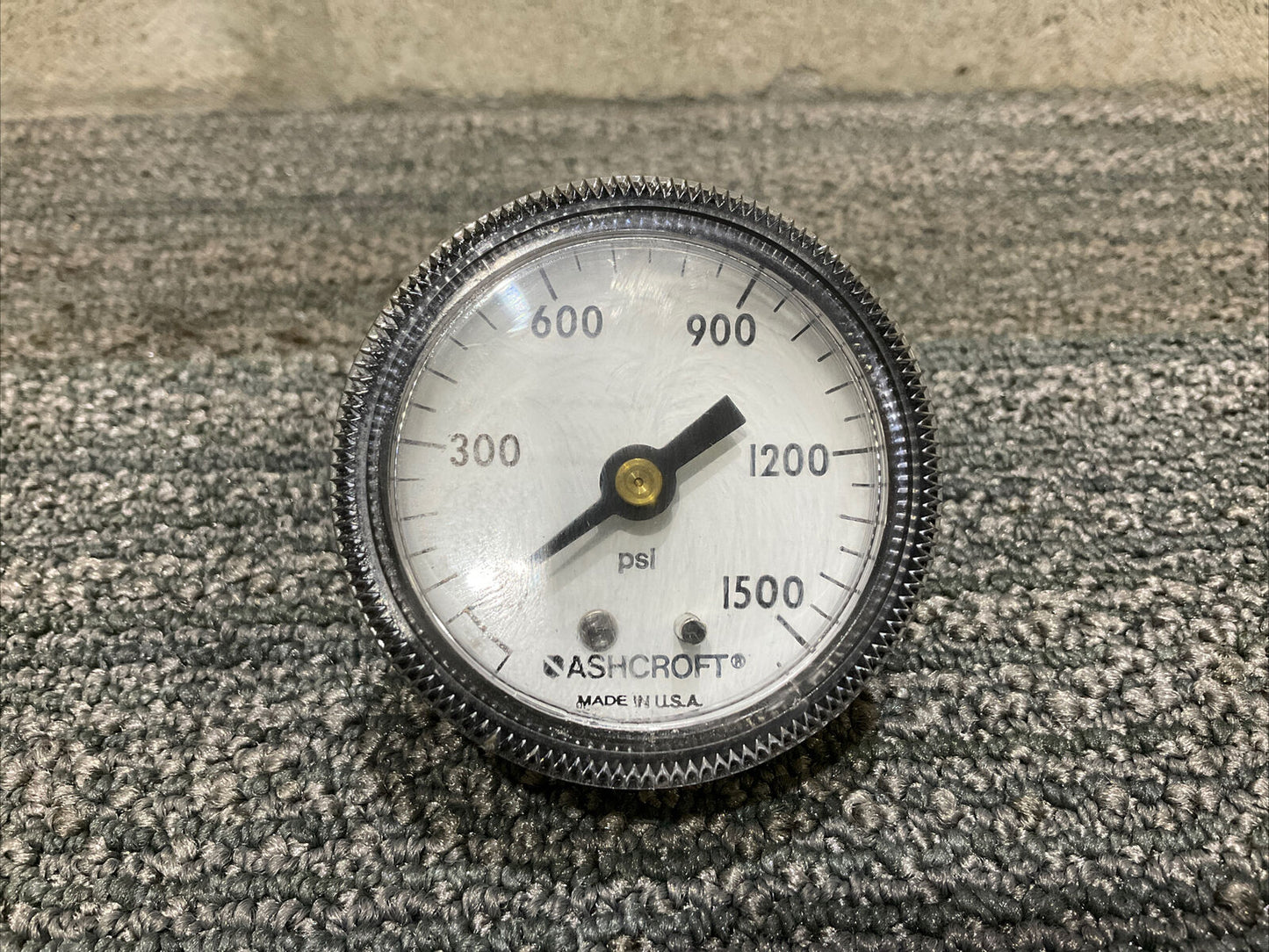 ASHCROFT 20W1001TH 02B XUC 1500 PRESSURE GAUGE 2” STEEL 1/4 NPT 0-1500 PSI 222