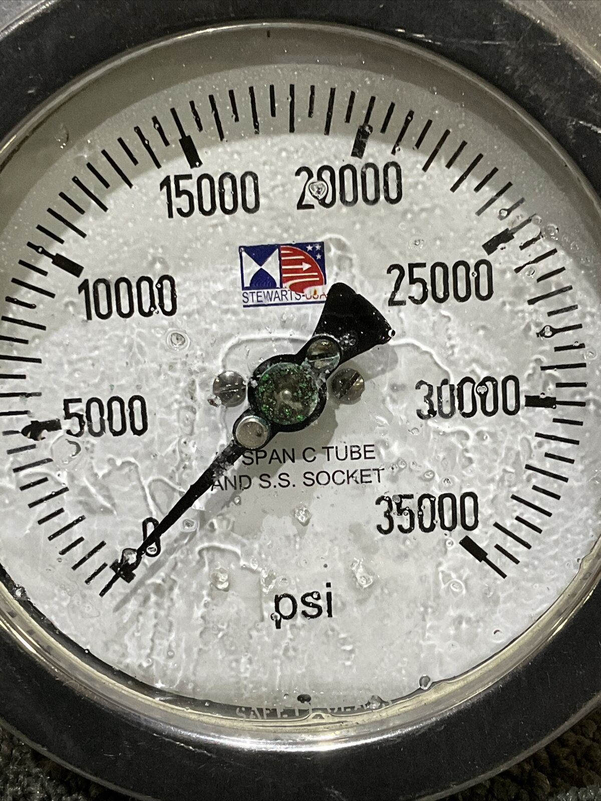 STEWARTS S-7482 NI SPAN C TUBE AND S.S. SOCKET PRESSURE GAUGE 222
