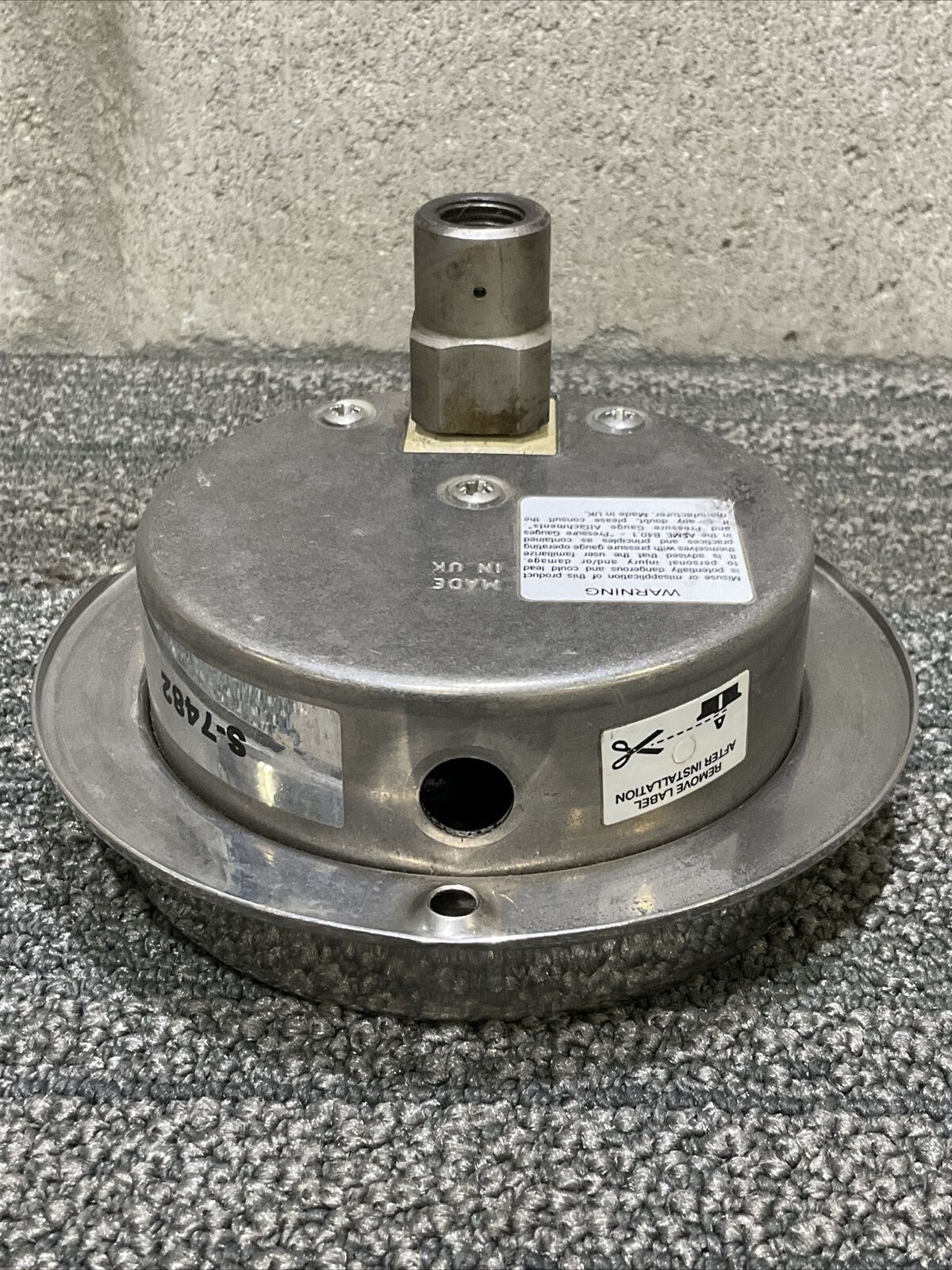 STEWARTS S-7482 NI SPAN C TUBE AND S.S. SOCKET PRESSURE GAUGE 222