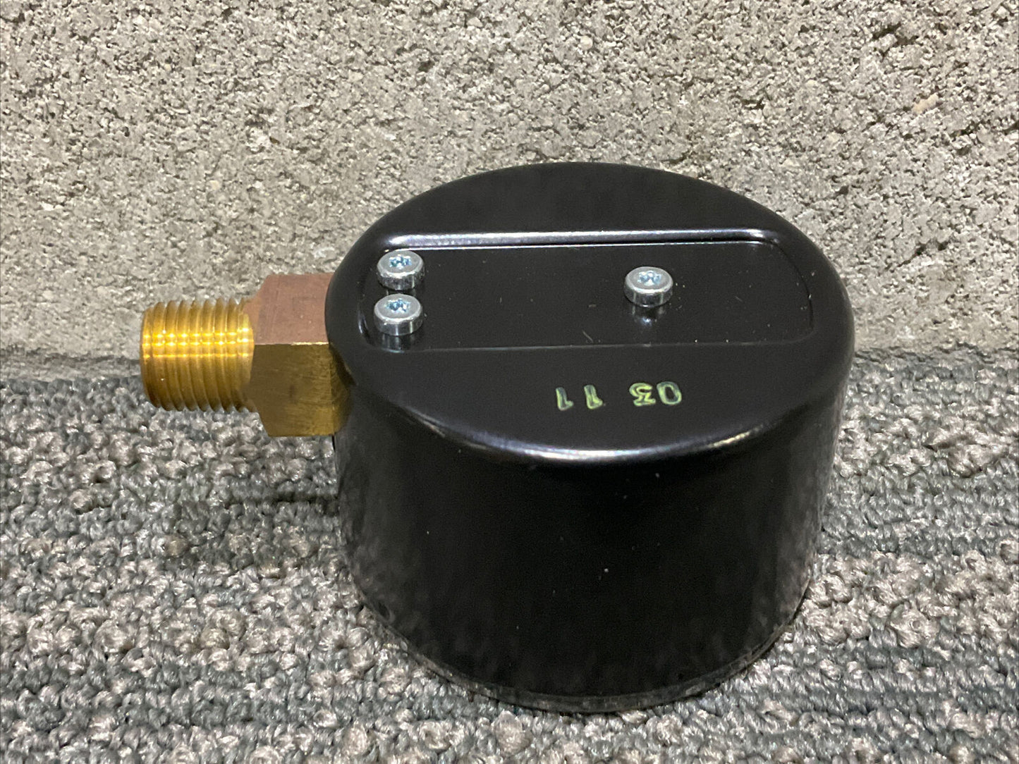NOSHOK 25-200-100 OZ/IN2 DIAPHRAGM GAUGE 2.5” & 1/4” NPT BOTTOM CONNECTOR 222