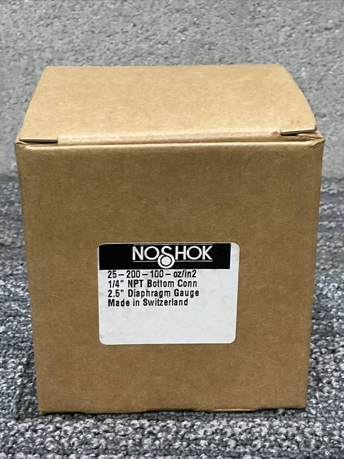 NOSHOK 25-200-100 OZ/IN2 DIAPHRAGM GAUGE 2.5” & 1/4” NPT BOTTOM CONNECTOR 222