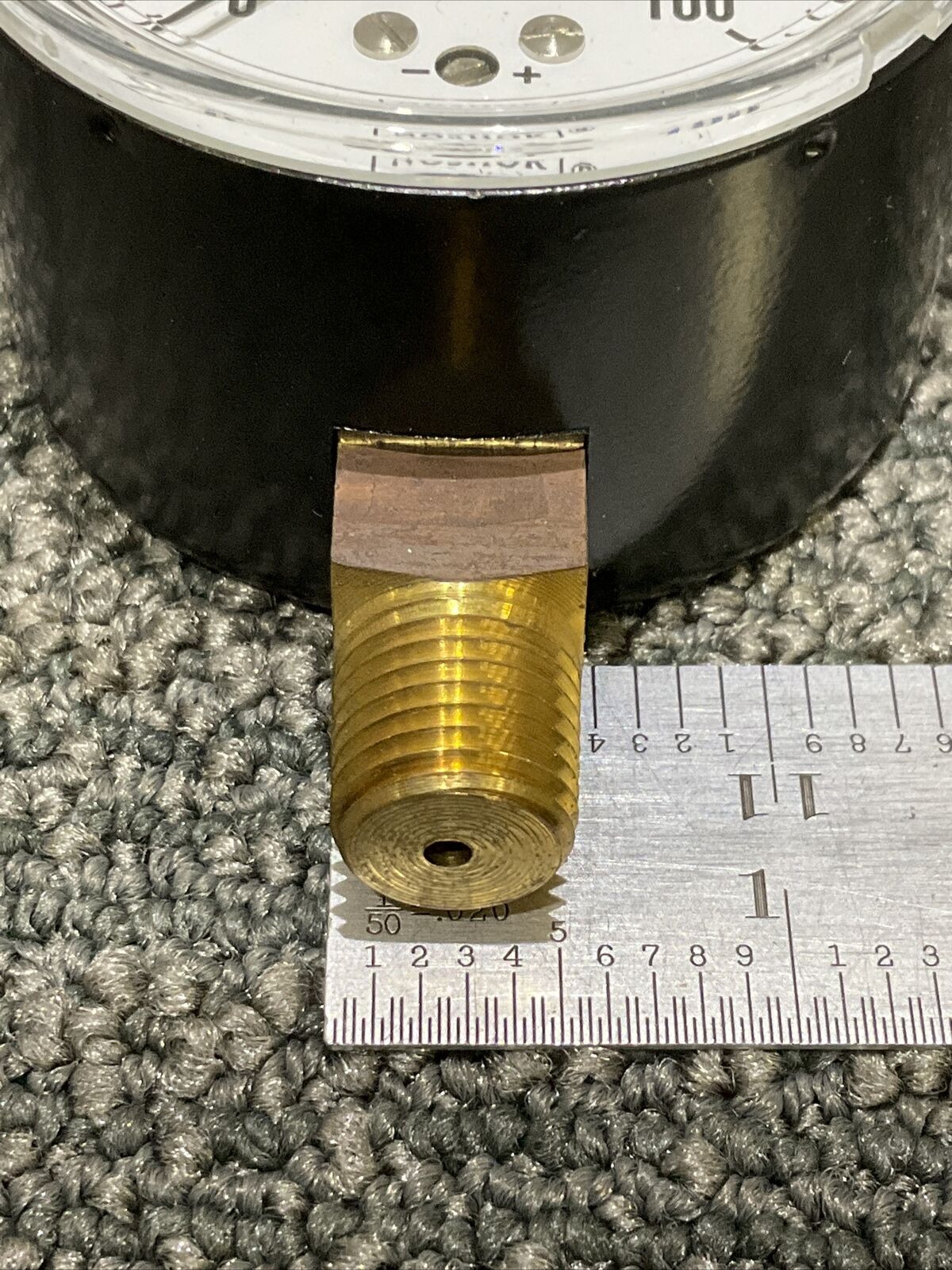NOSHOK 25-200-100 OZ/IN2 DIAPHRAGM GAUGE 2.5” & 1/4” NPT BOTTOM CONNECTOR 222